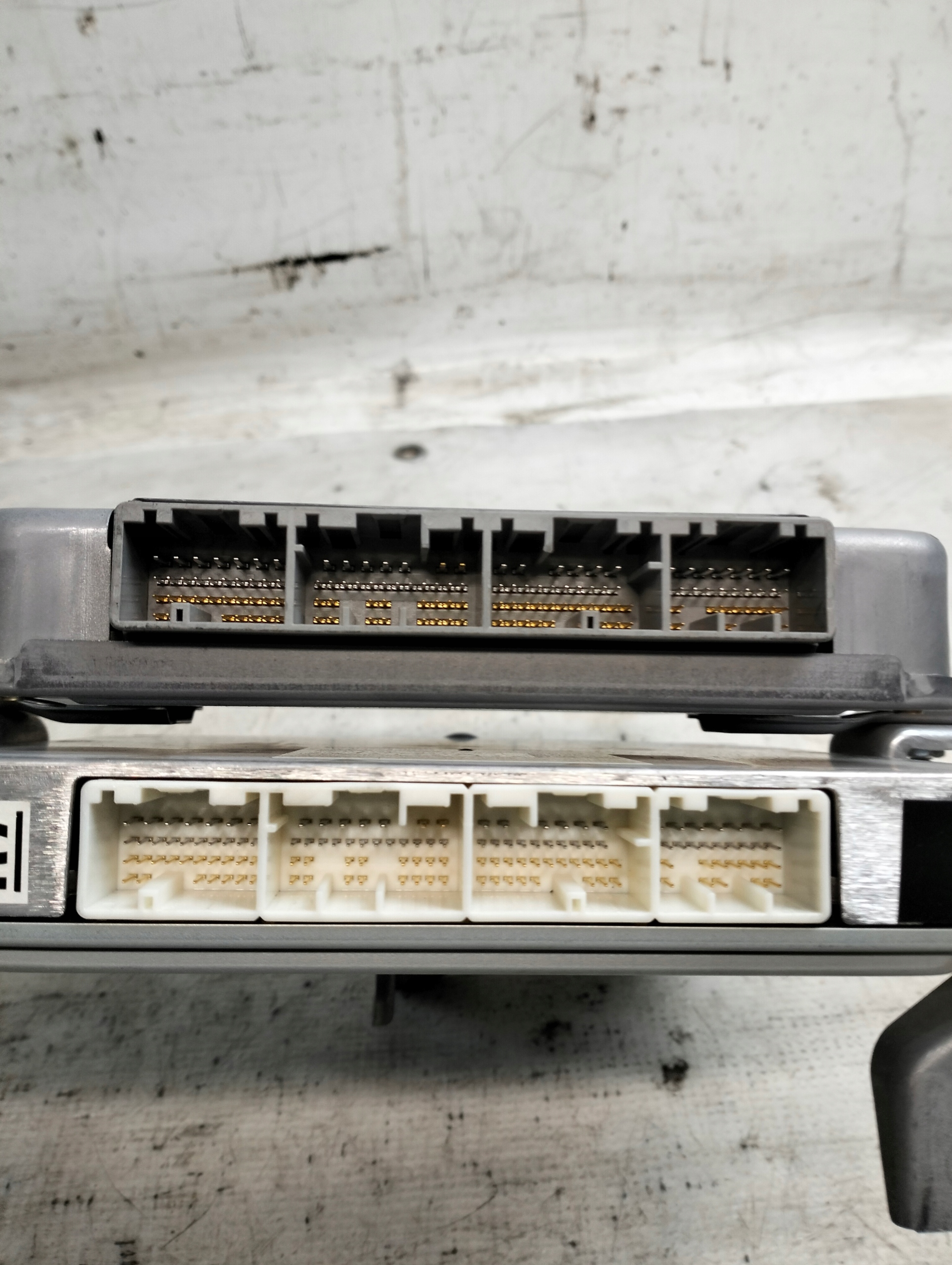 module control unit HV CONTROL TOYOTA PRIUS II 2008r OE 89981-47160