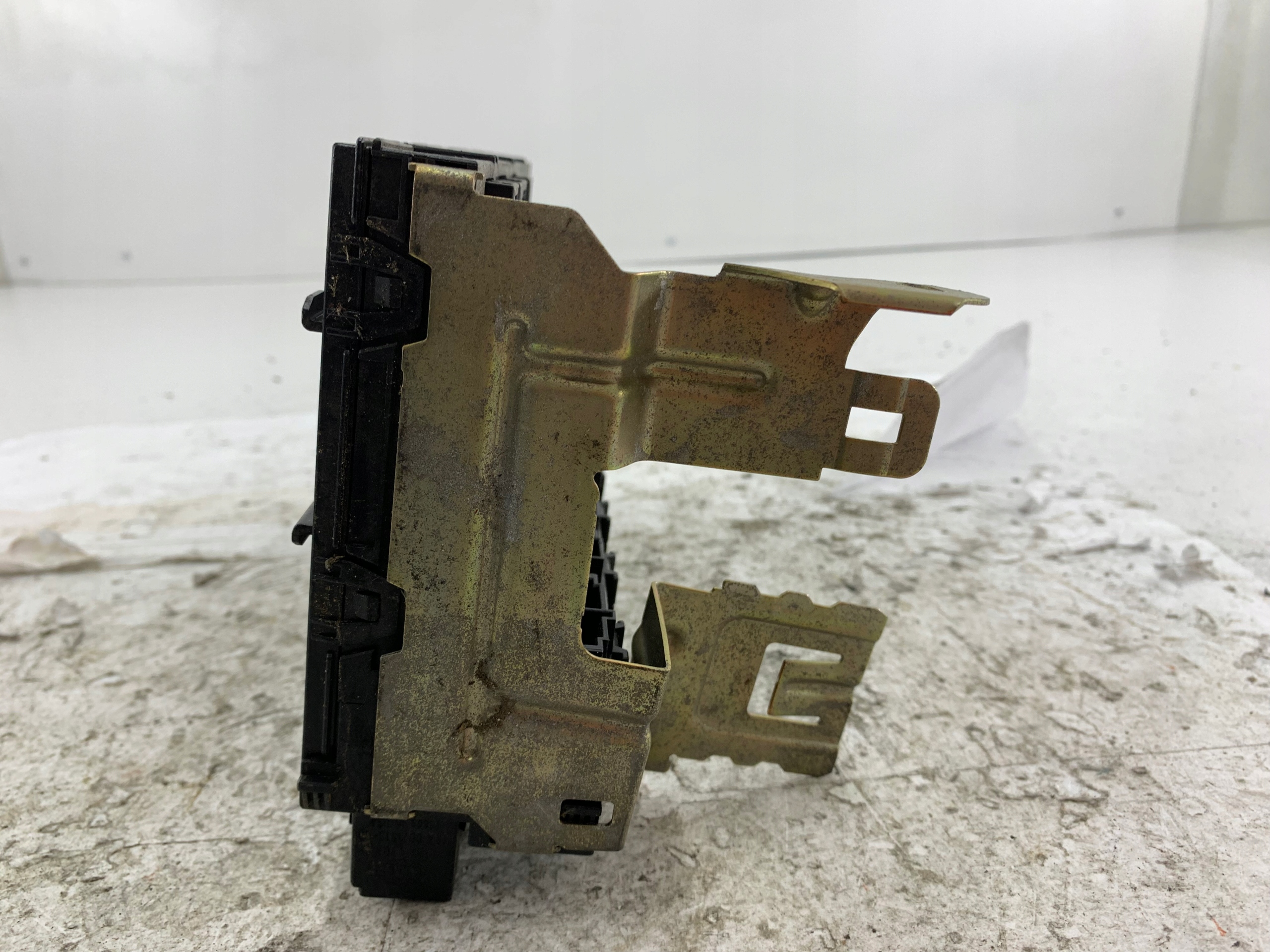 MERCEDES W203 module control unit SAM 2035453701