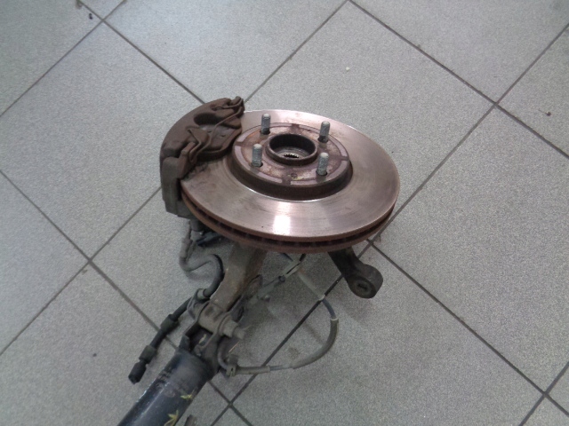 поворотный кулак, цапфа правая FORD ECOSPORT MK2 1.0 Eco 2014 год