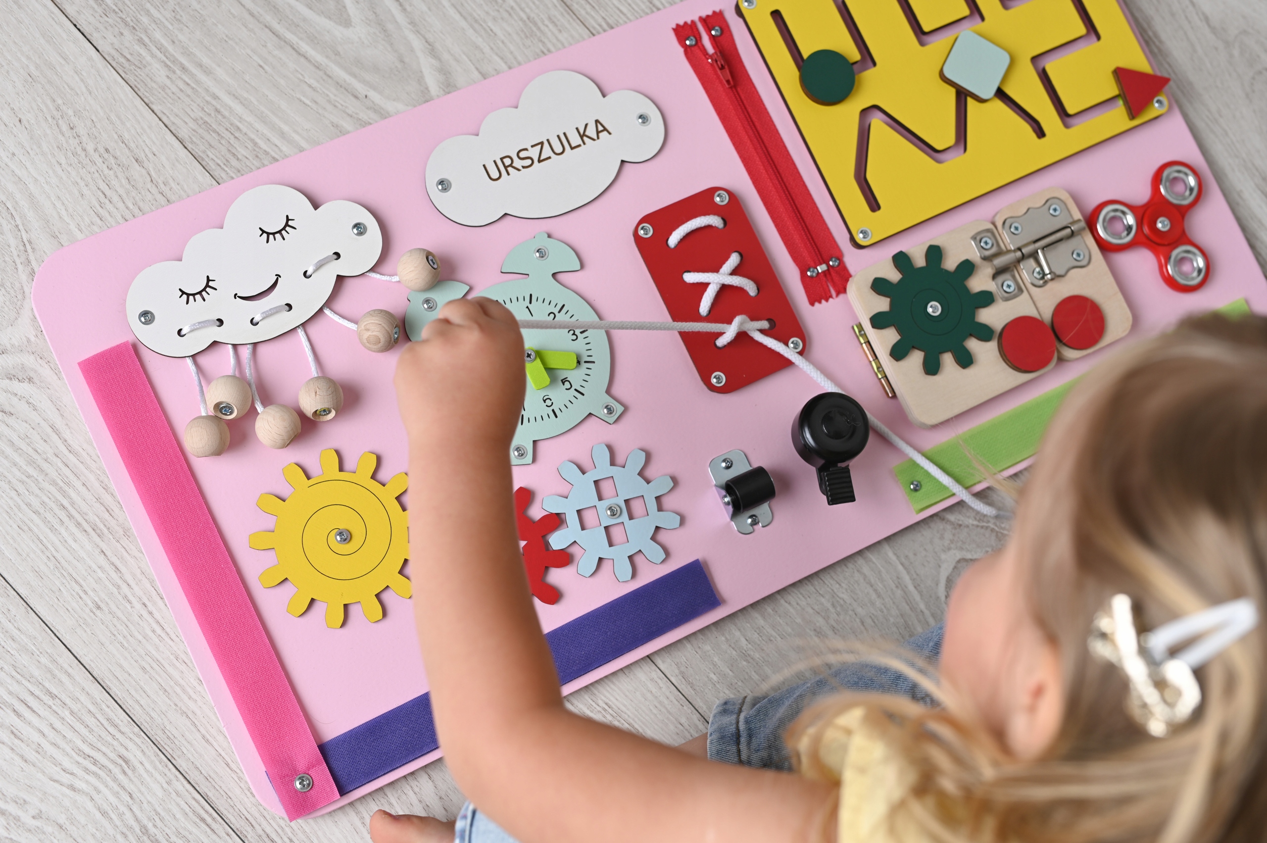 TABLICA MANIPULACYJNA XXL SENSORYCZNA MONTESSORI Głębokość produktu 1.5 cm