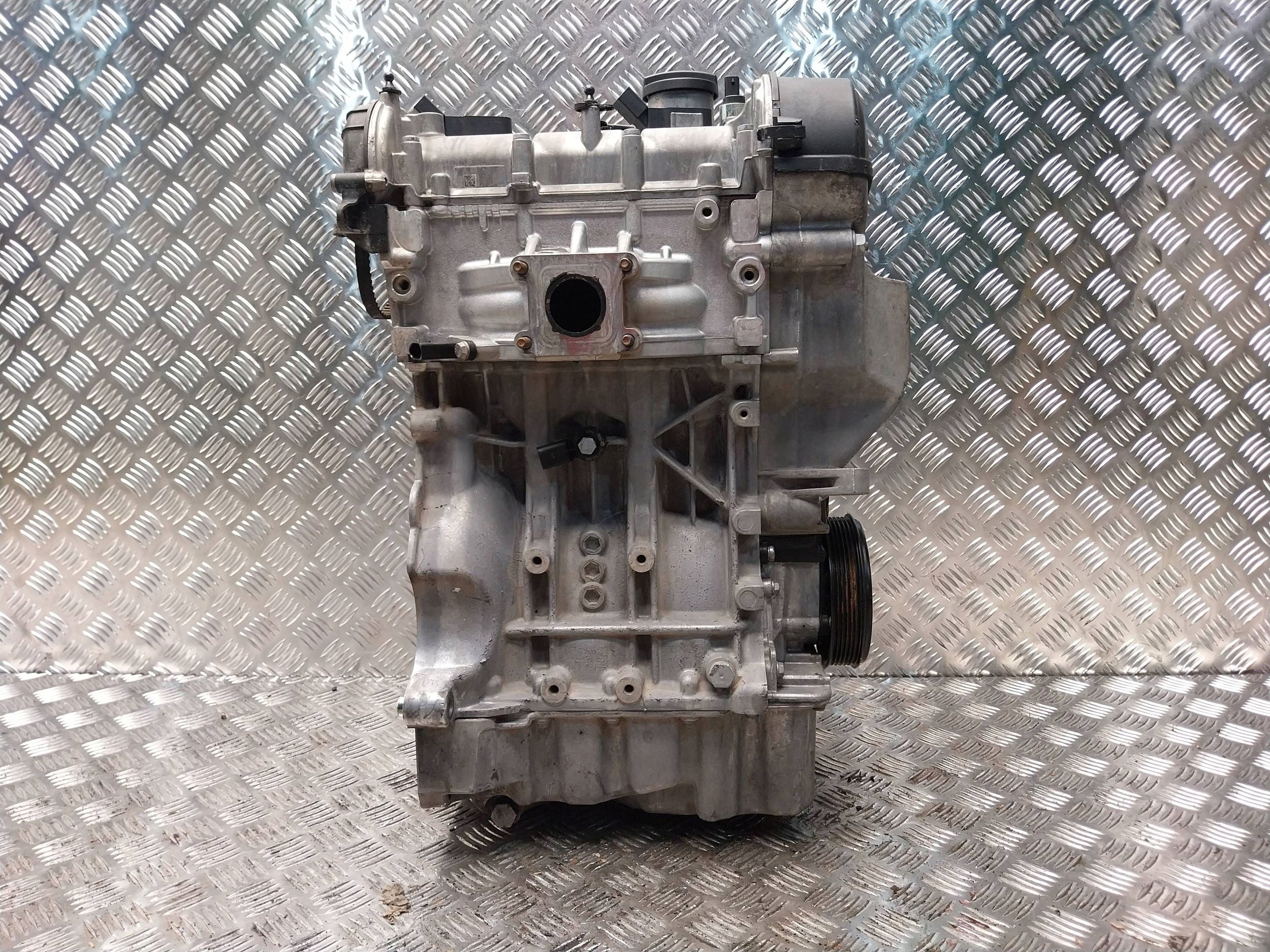 engine CPG SKODA FABIA III VW UP MII CITIGO 1.0 MPI unprotected pillar