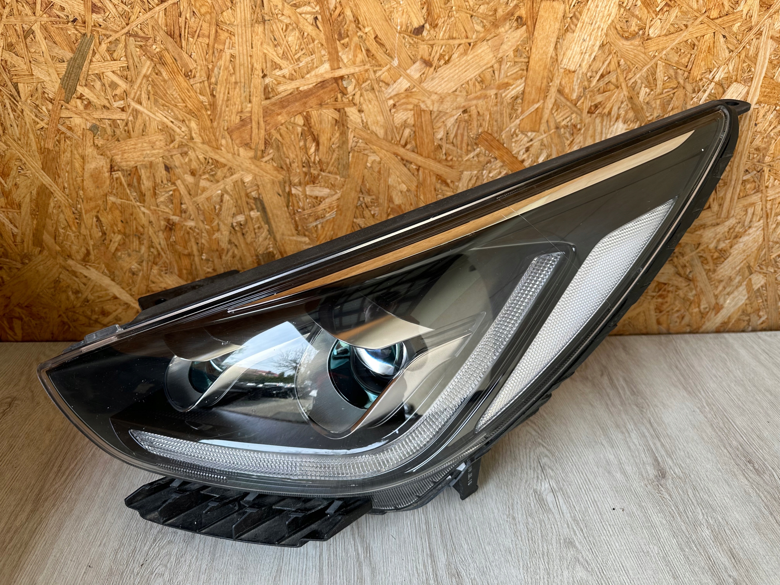 LAMPA PRZEDNIA LEWA PRAWA KIA NIRO FULL LED 2018R. Rodzaj świateł mijania LED