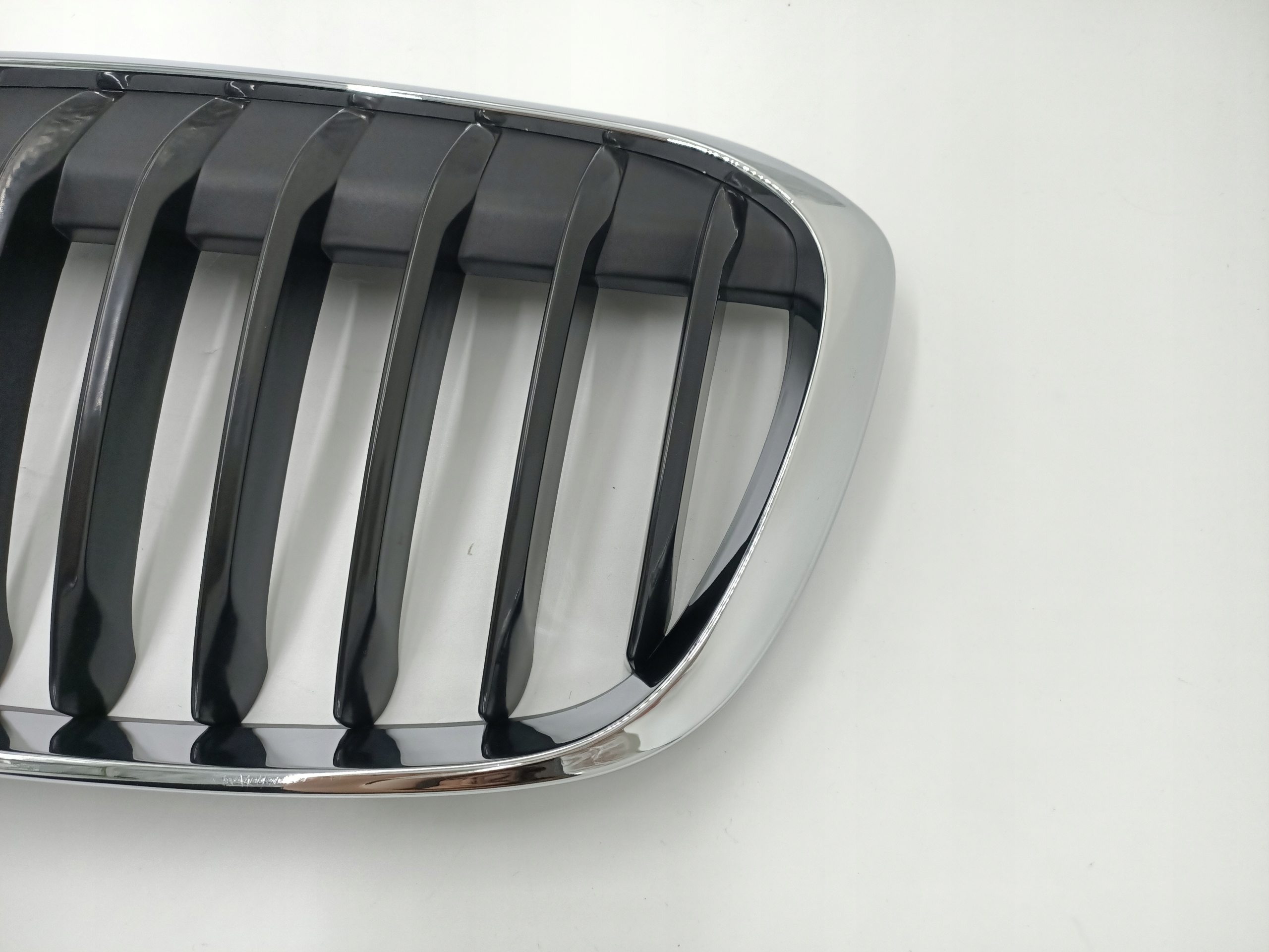 ATRAPA NERKA CHROM BMW X1 F48 SPORT LINE LEWA Numer katalogowy oryginalu 51117383363 7383363