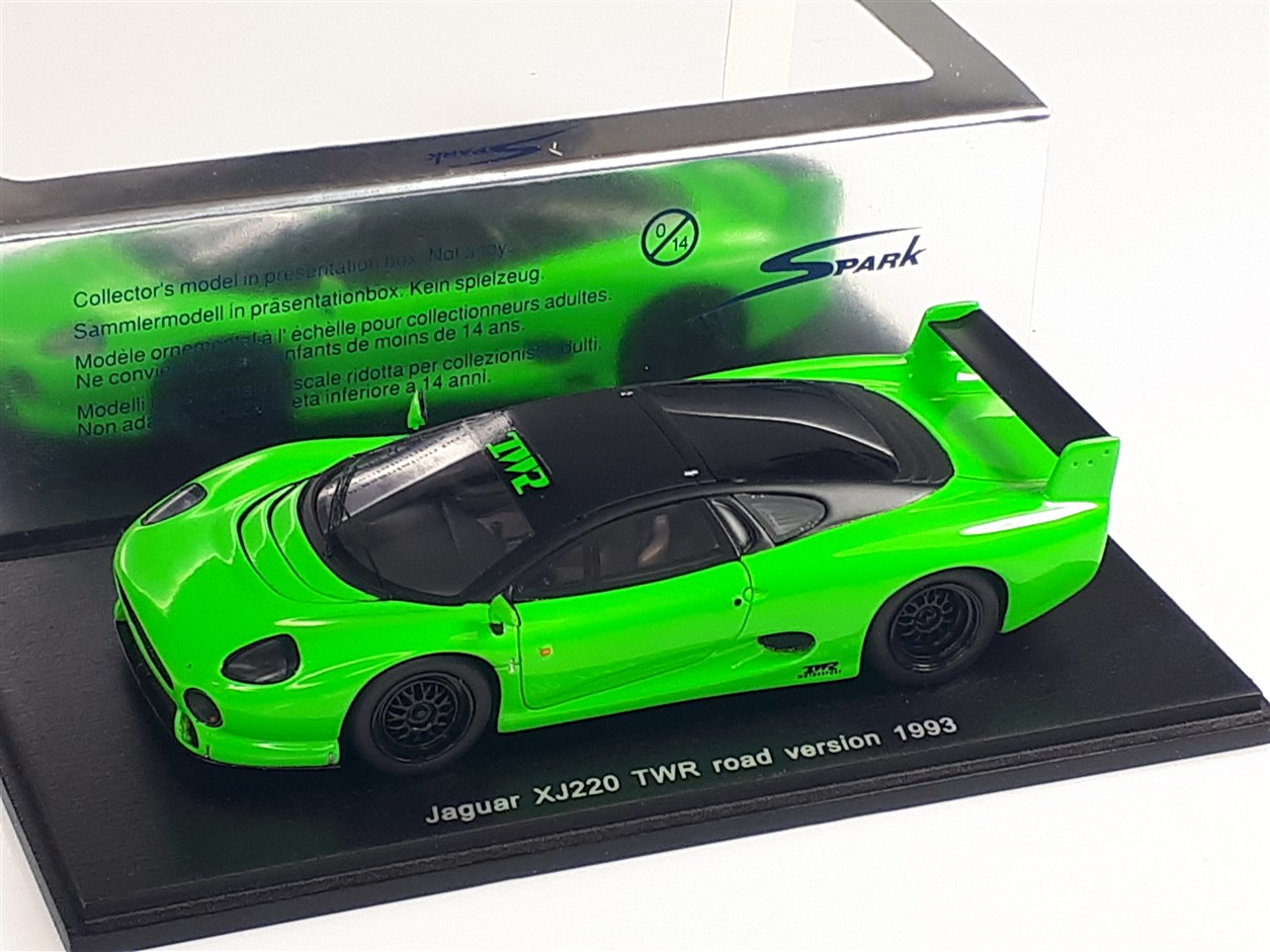 Spark Jaguar XJ220-C Twr 1993 Zelená 1:43