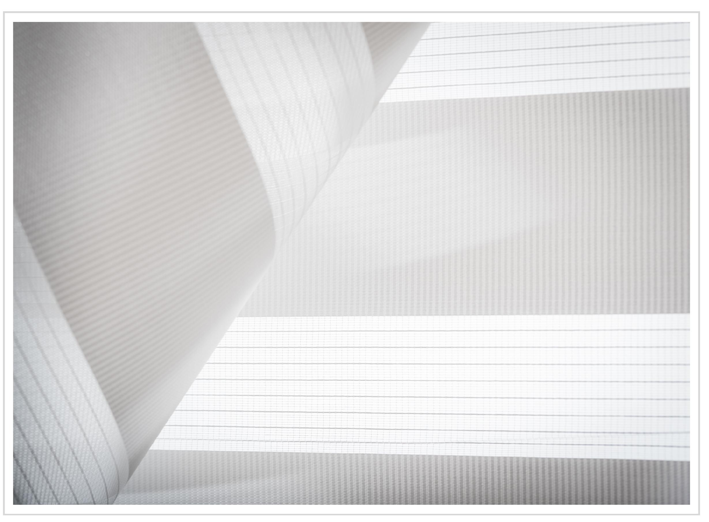 ROLETA DZIEŃ NOC NA WYMIAR 67x150 cm Z NAPINACZEM Typ montażu bezinwazyjny