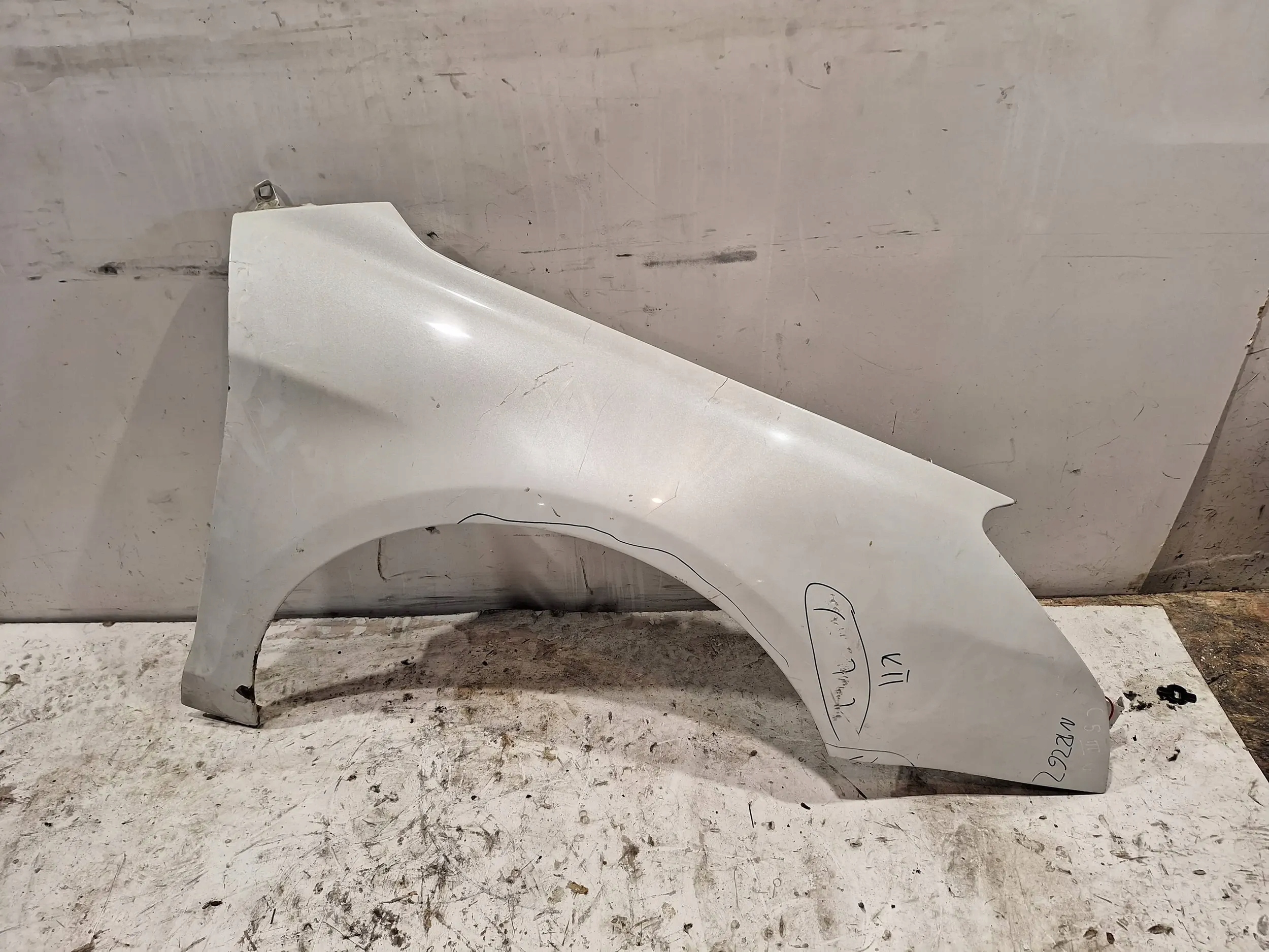 Крило перед правий Citroen C5 III 07-17