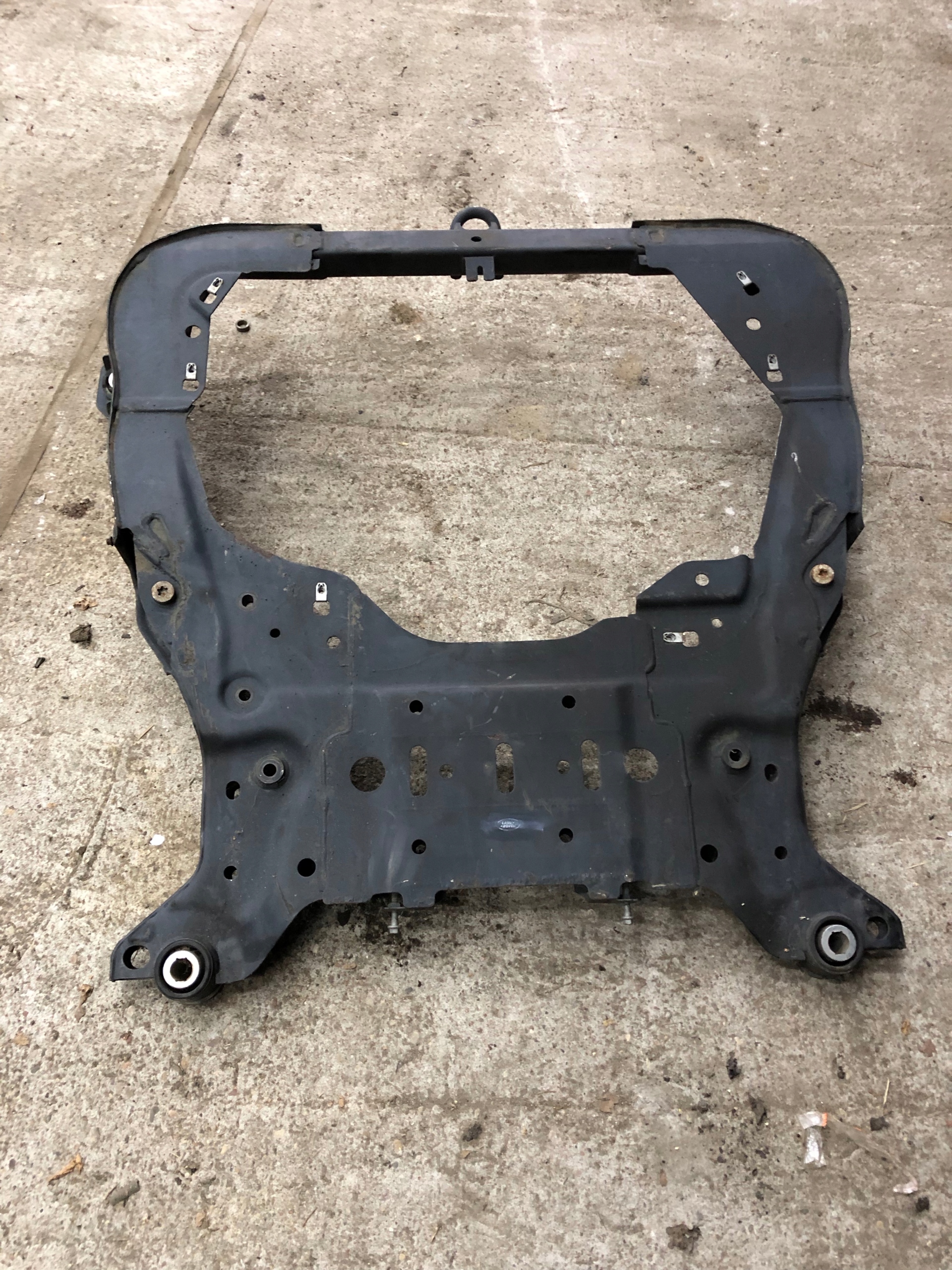 Range Rover Evoque подрамник рама балка подвески