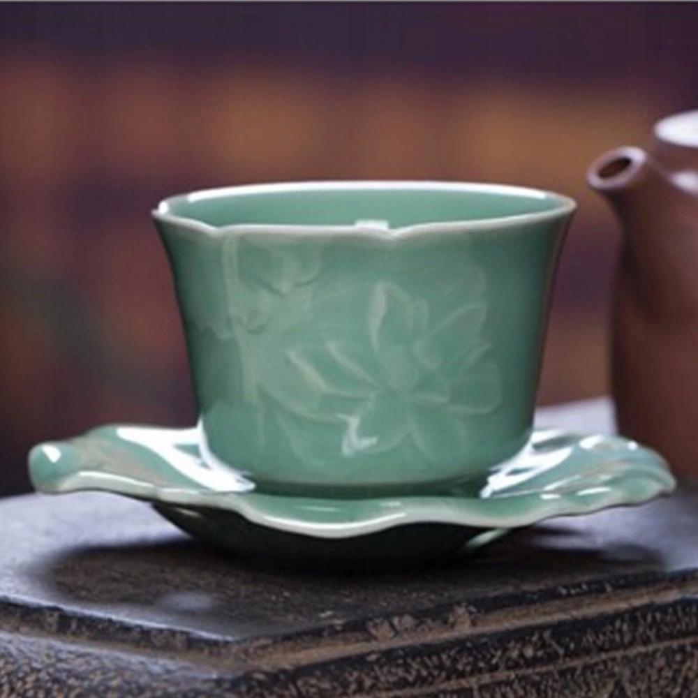 Čajová šálka Longquan Celadon Lotus