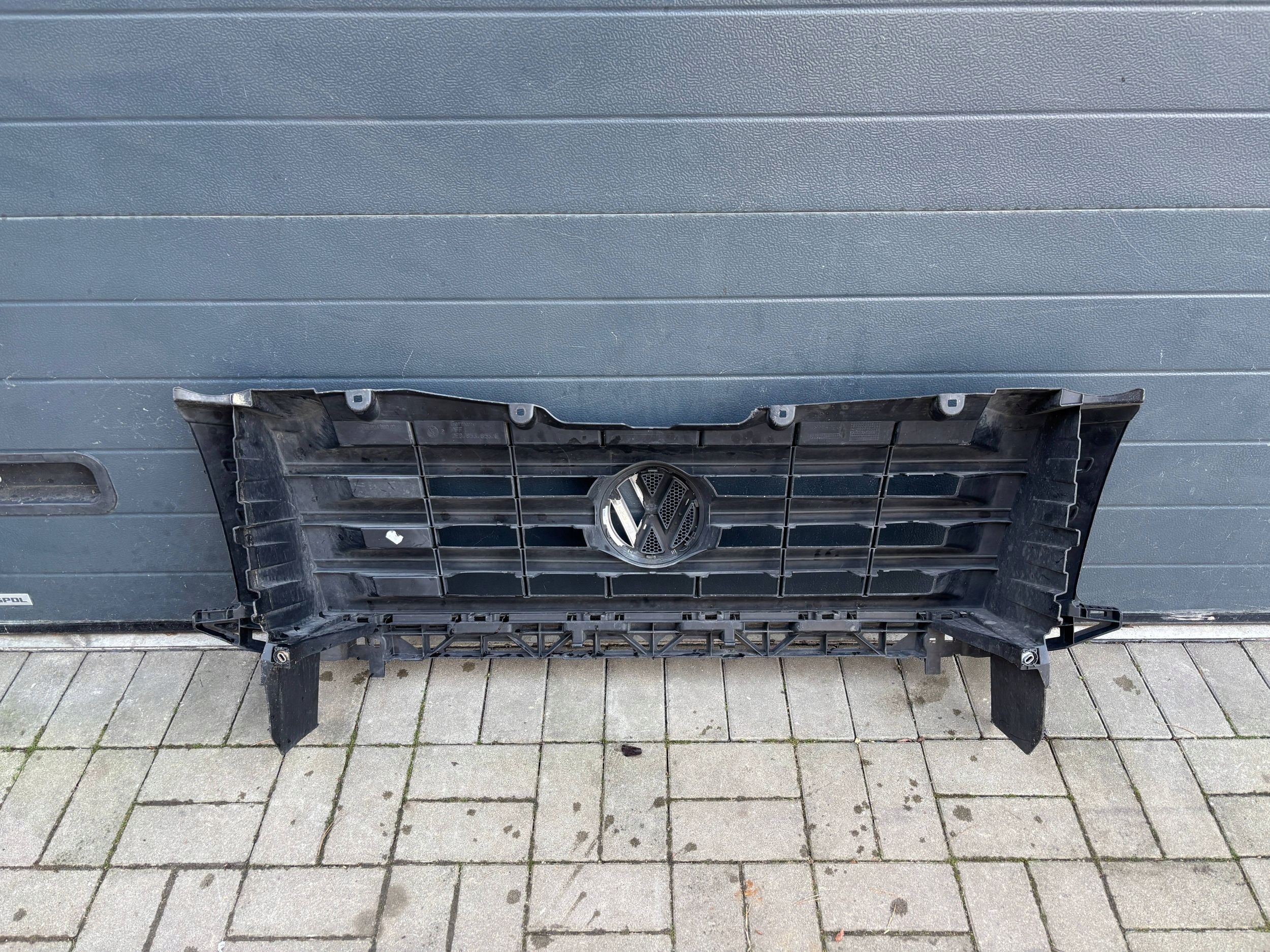 Volkswagen Crafter 06- grille radiator grill front