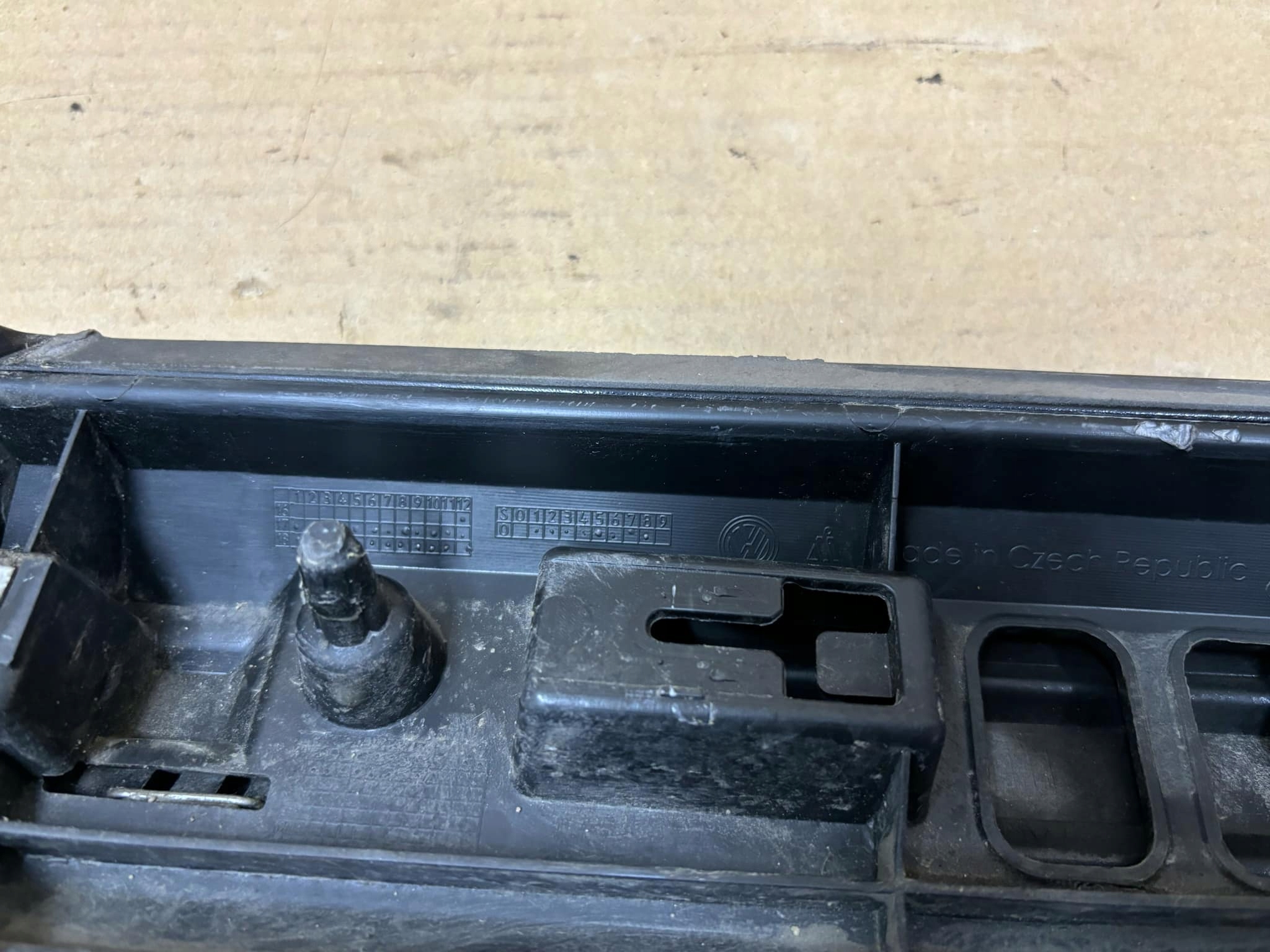 moulding door right rear part VW ARTEON 3G8853992B
