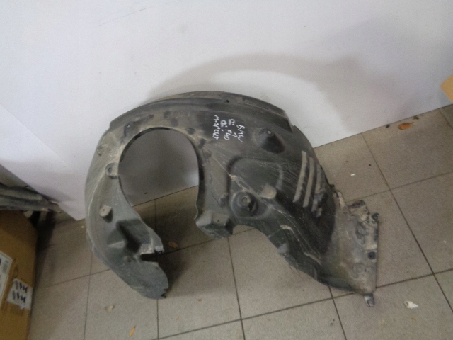 NADKOLE PRAWY PRZÓD BMW SERII 1 F40 M SPORT 2019-