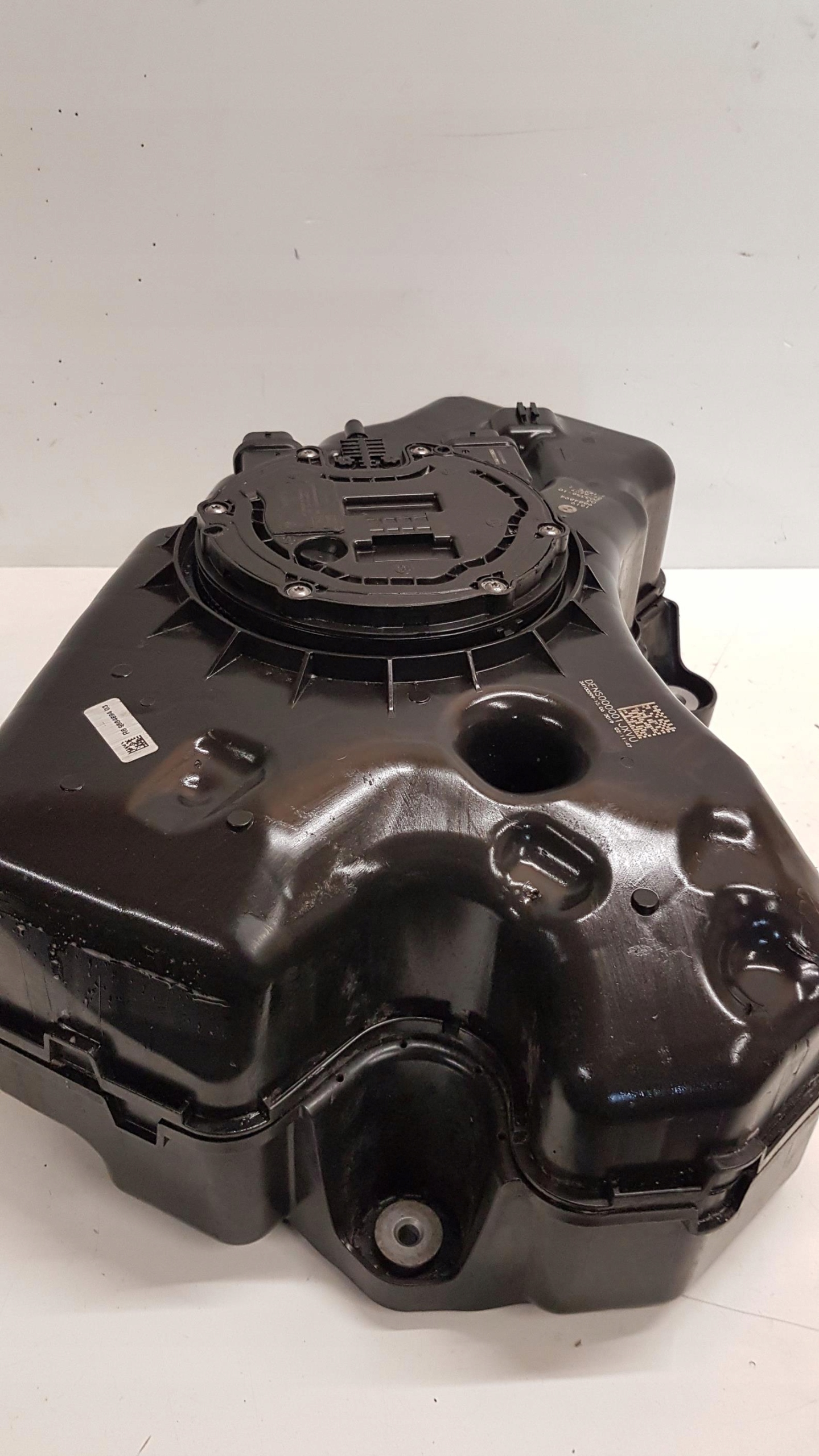 ZBIORNIK SCR ADBLUE BMW X3 G01 X4 G02 9884894 Engine Type Diesel