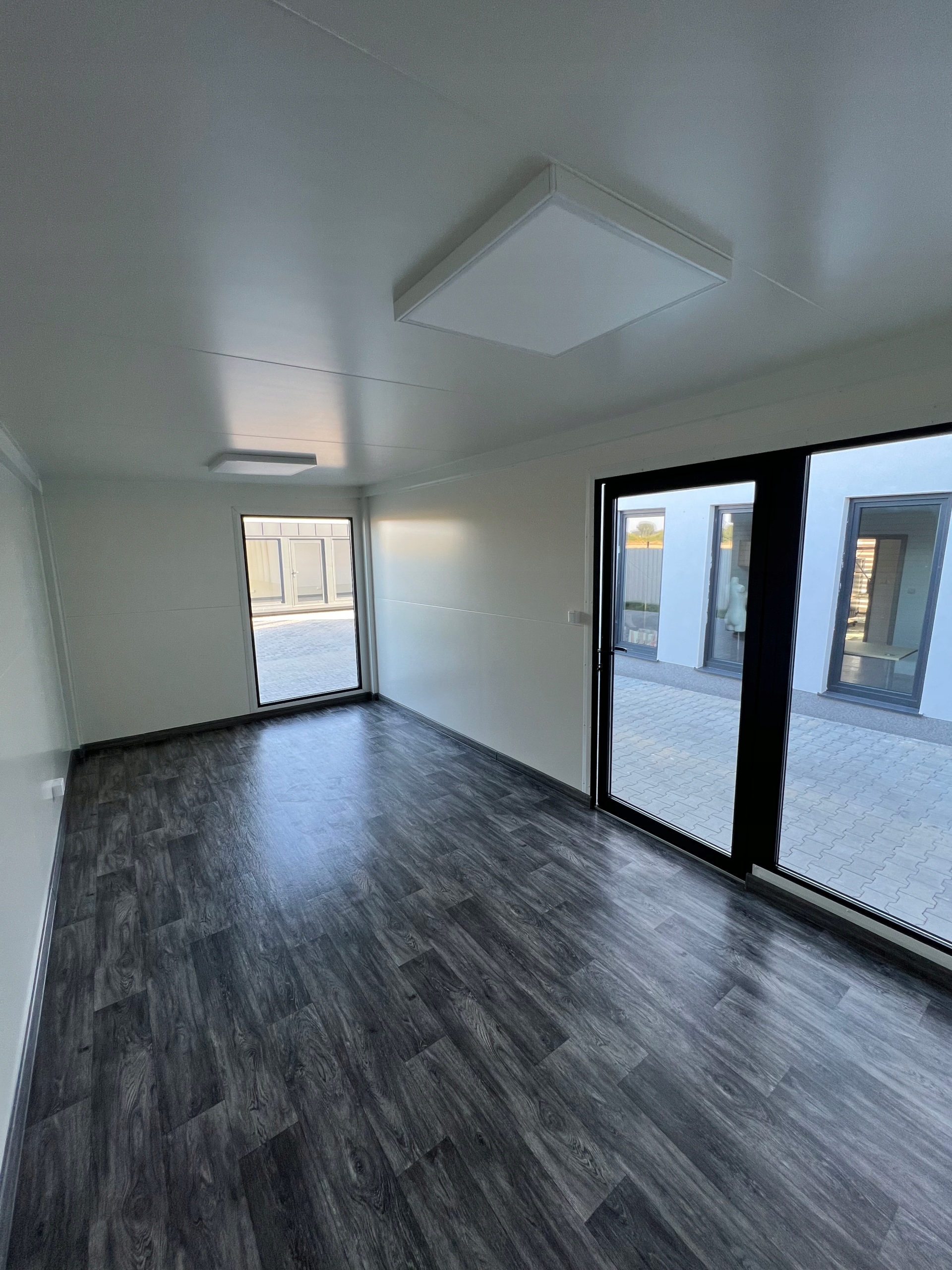 Kontener biurowy pawilon handlowy usługowy 6x3 Rodzaj biurowy