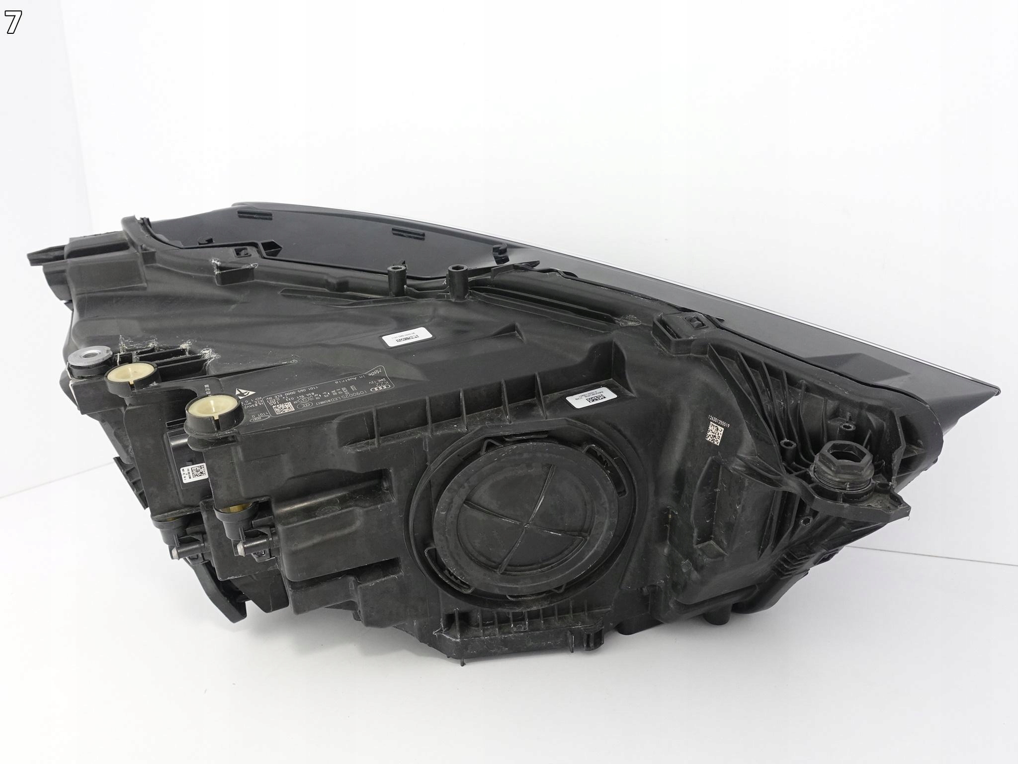 AUDI Q3 II 2 F3 83A 18- light FULL LED left front EU
