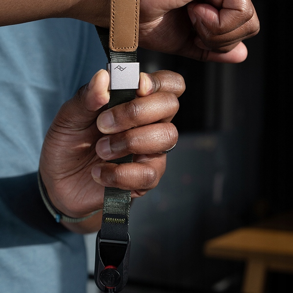 PASEK PEAK DESIGN CUFF ZIELONY Kolor zielony