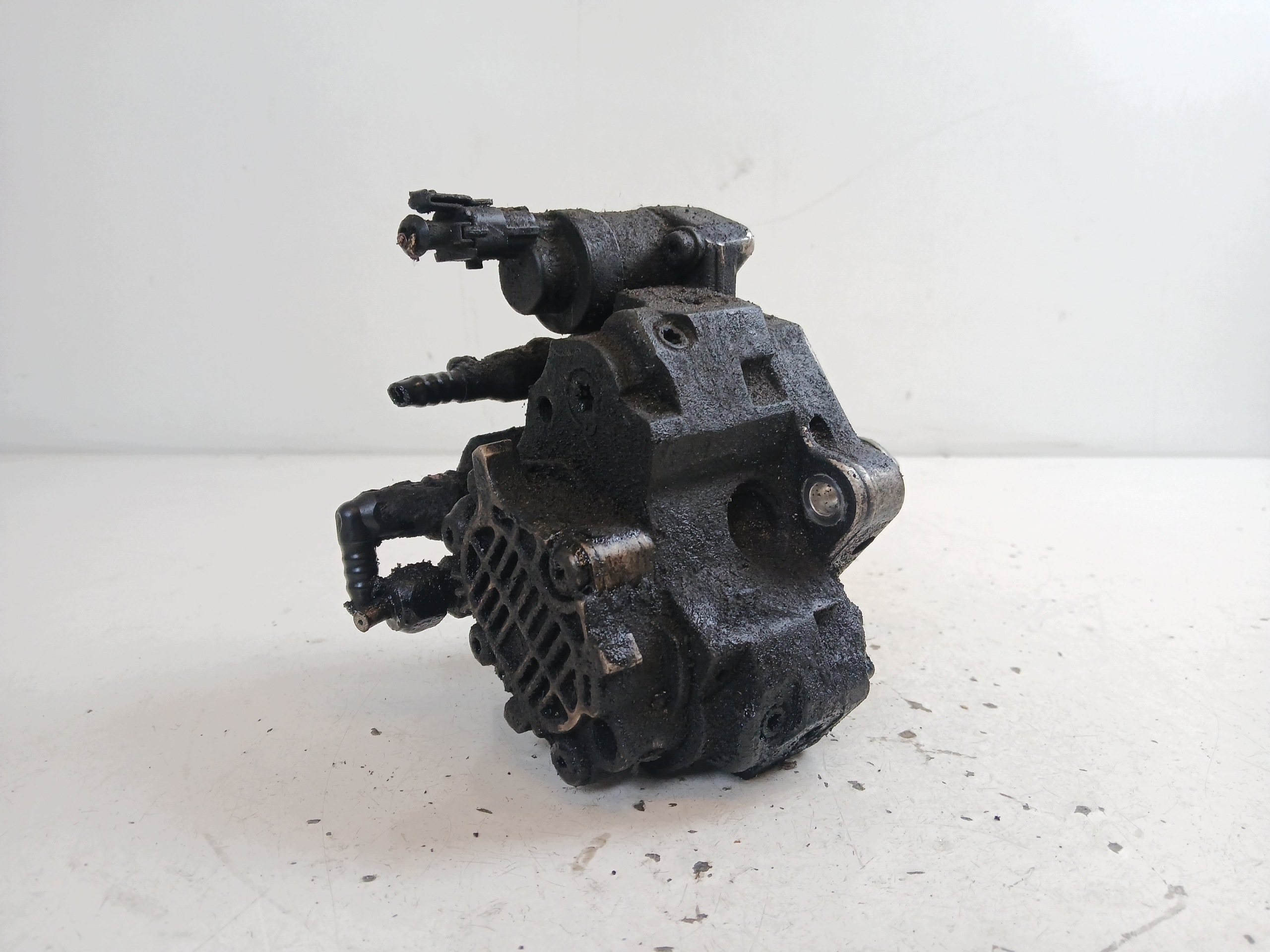 RENAULT LAGUNA III 2.2 DCI pompe d'injection 8200170377