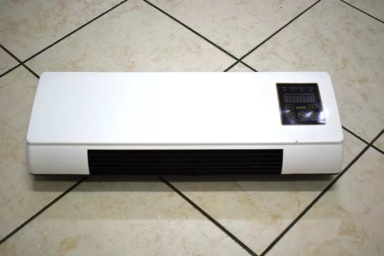 KLIMATYZATOR , OGRZEWACZ ADM 220V