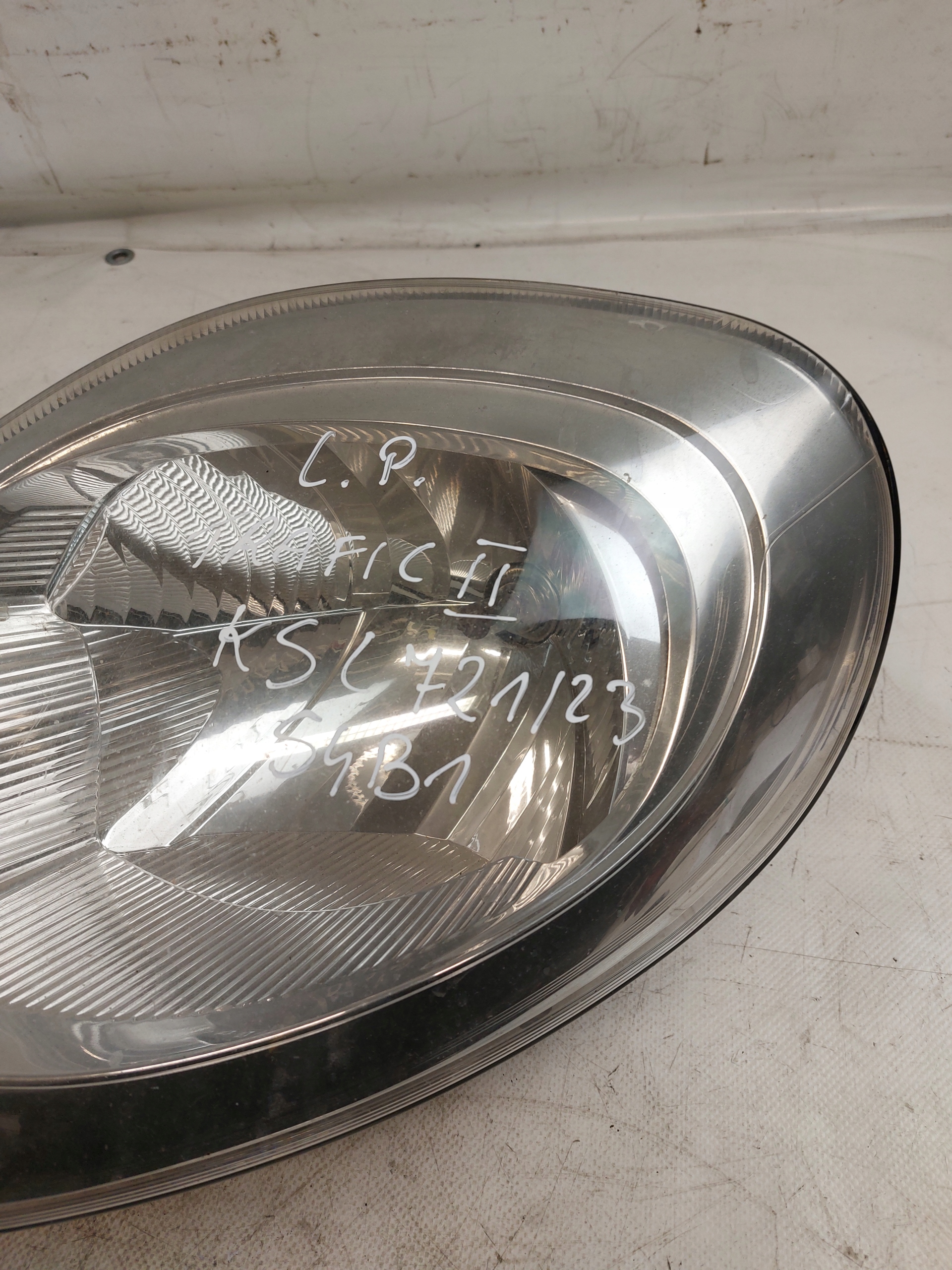 light left front RENAULT TRAFIC II
