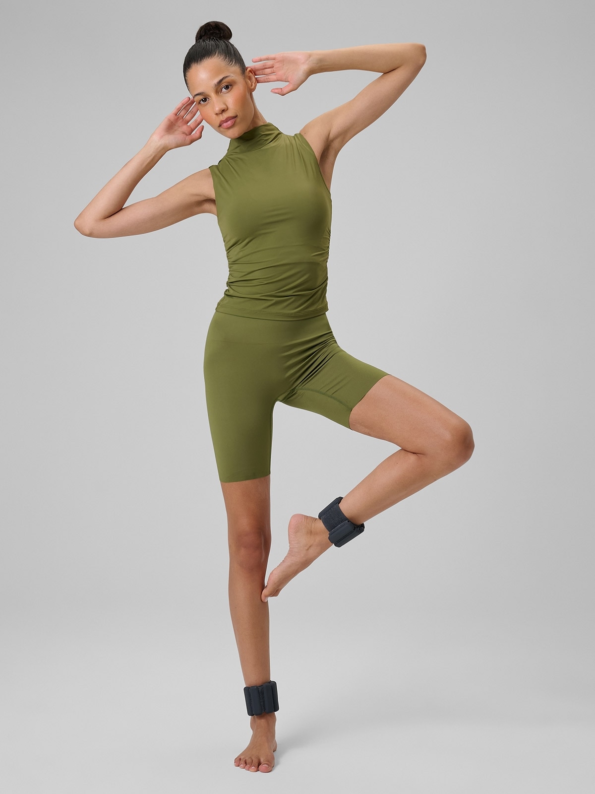 4F Dámské Cyklistické Legíny Olivové Bezešvé, Velikost L