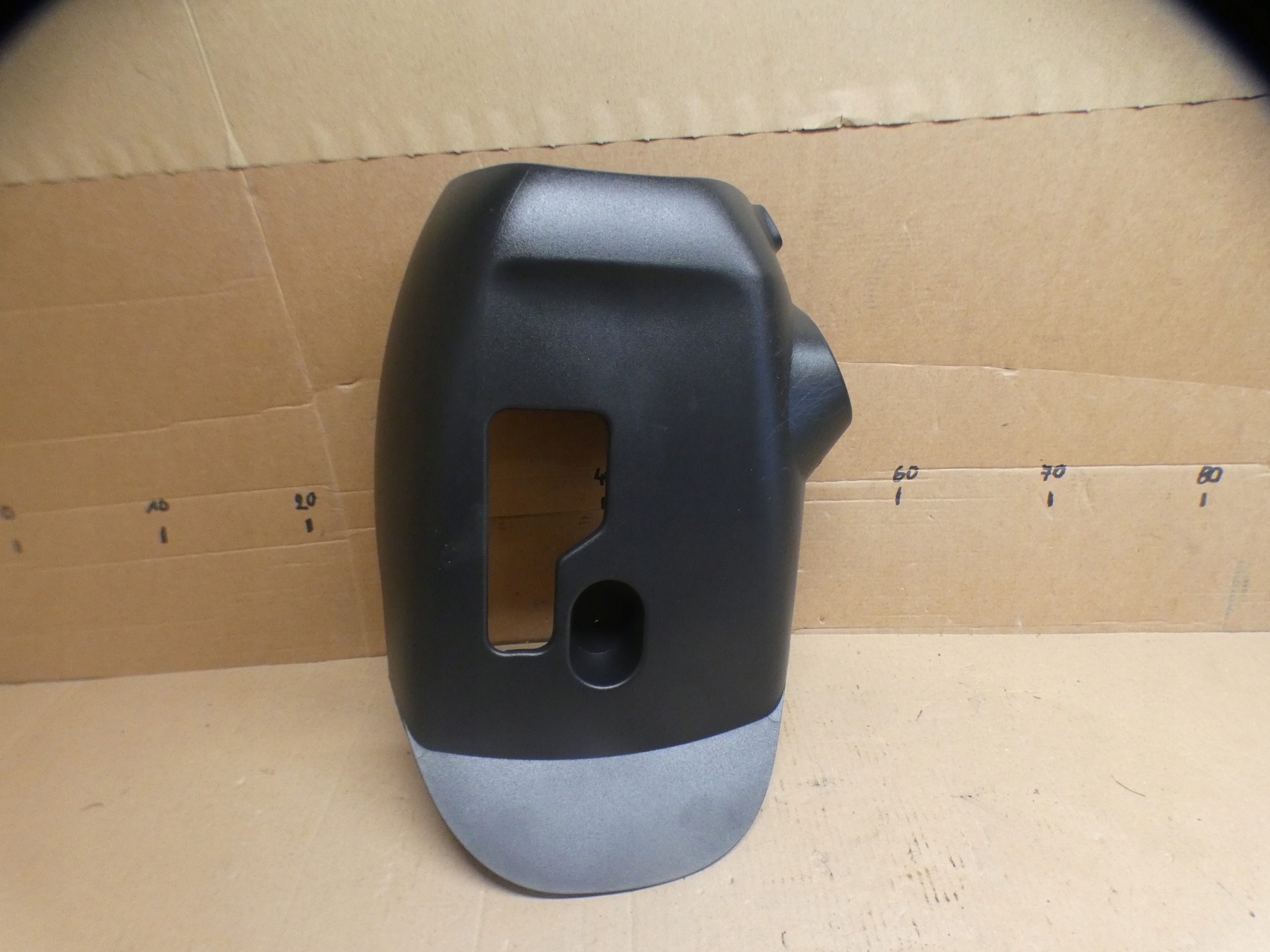 obal volantu RENAULT TRAFIC IV 484729171R