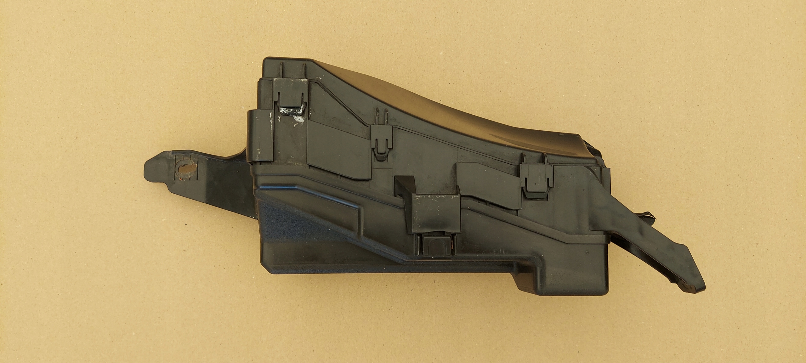 Module fusibles TOYOTA IQ Droit