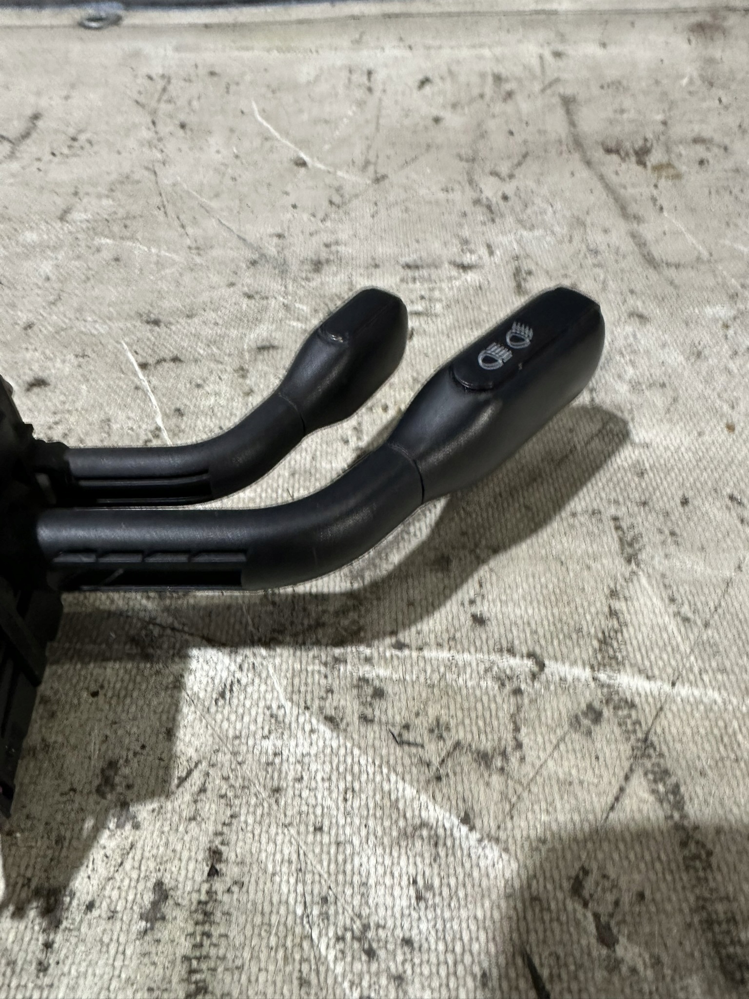 rucice volana AUDI A4 B5 4D0953513