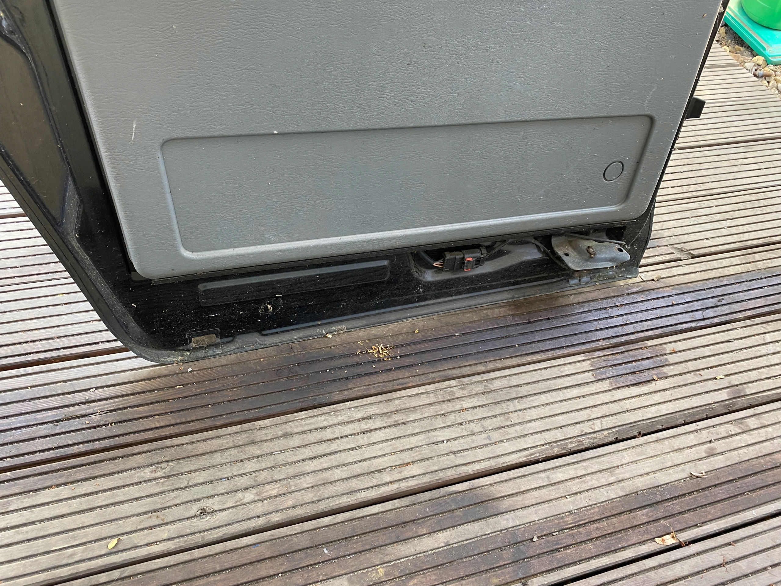 CHRYSLER VOYAGER IV complete door left rear part