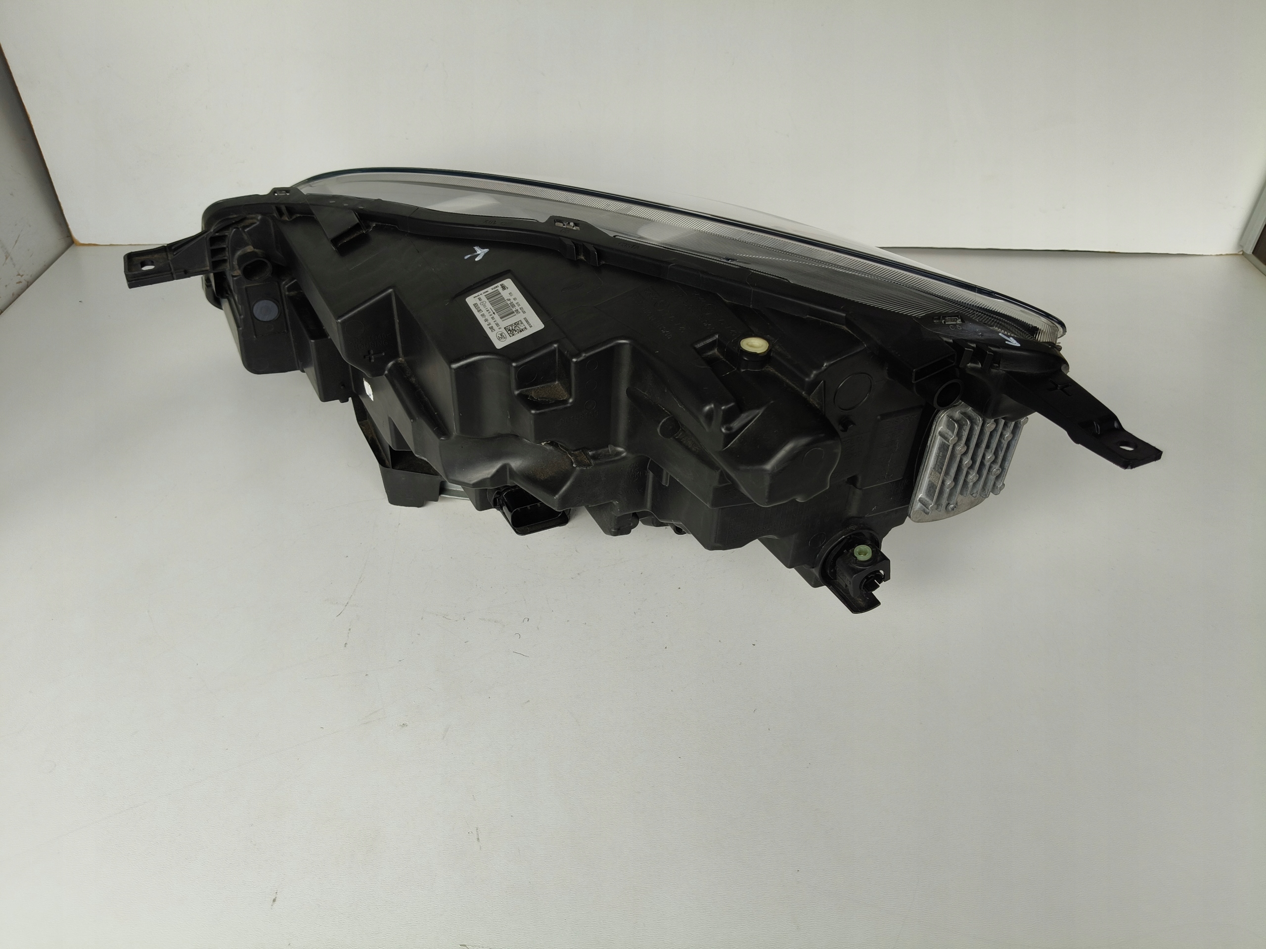 light right REFLEKTOR FORD KUGA MK3 19- FULL LED
