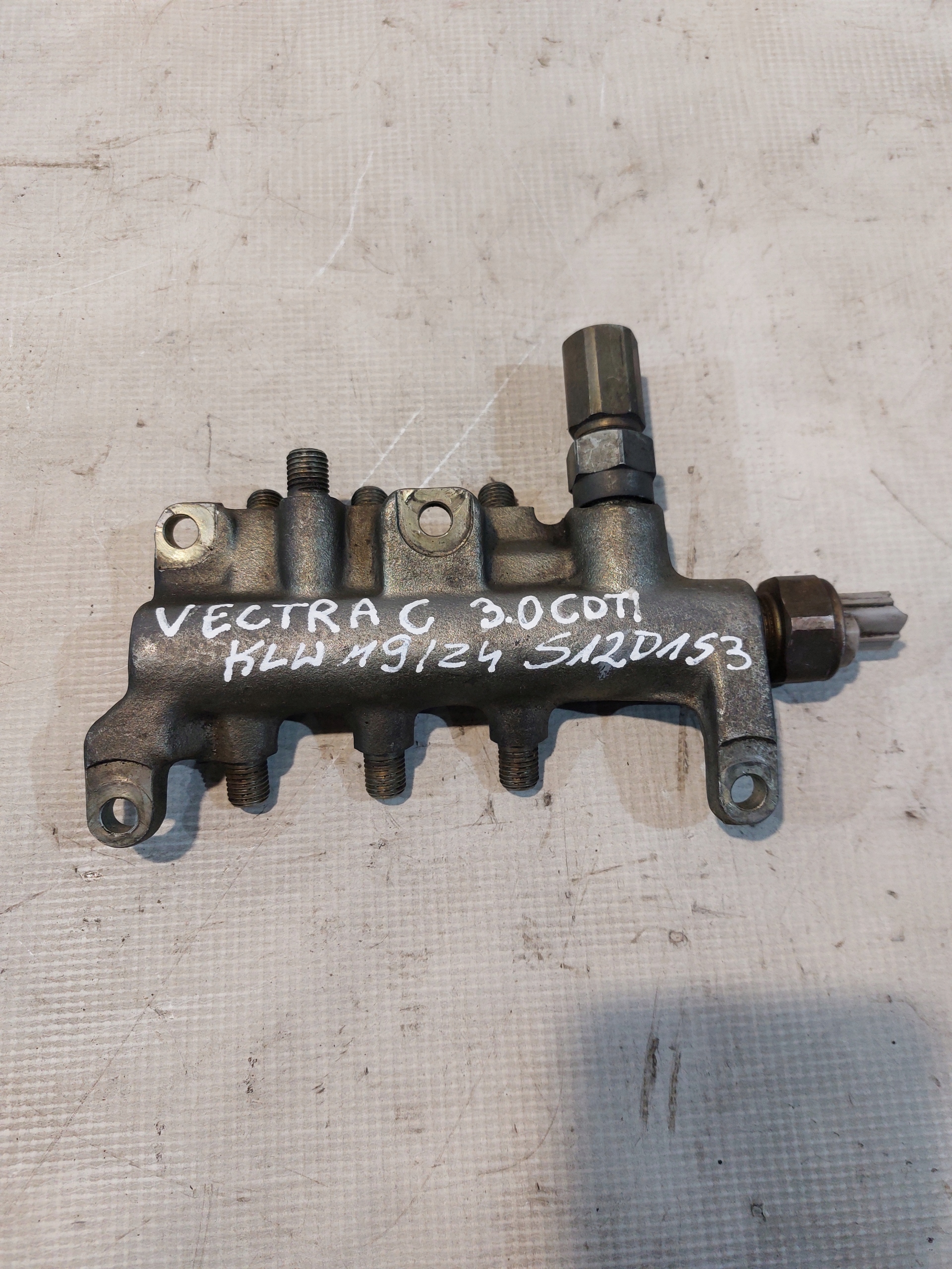 Rampe injection OPEL VECTRA C 3.0CDTI