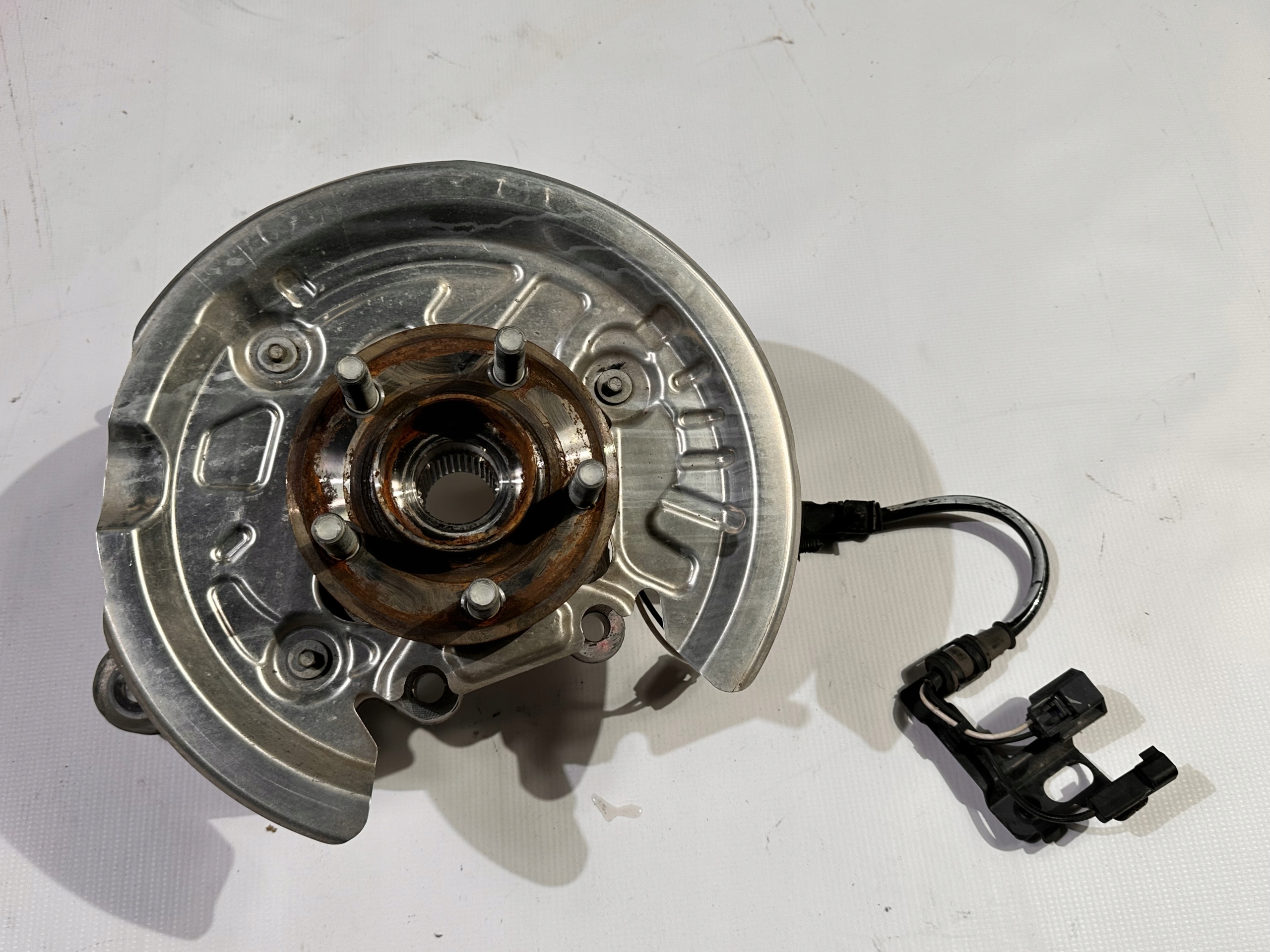 swing of the pivot disc bundle ABS left rear part rear Ford Explorer 2020+