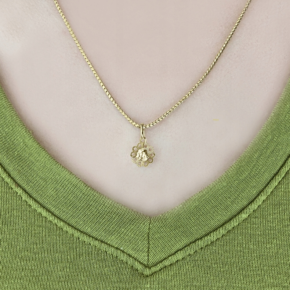 AŻUROWY DIAMENTOWANY MEDALIK MATKA BOSKA ZŁOTO 585 Typ medaliki