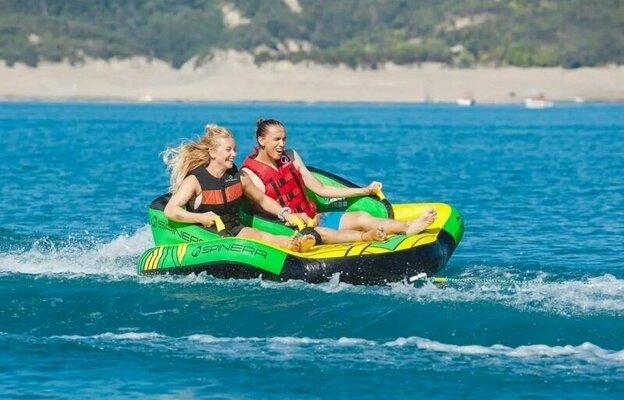 SPINERA Just Fun 2 - kanapa, tuba do holowania na wodzie Model Just Fun