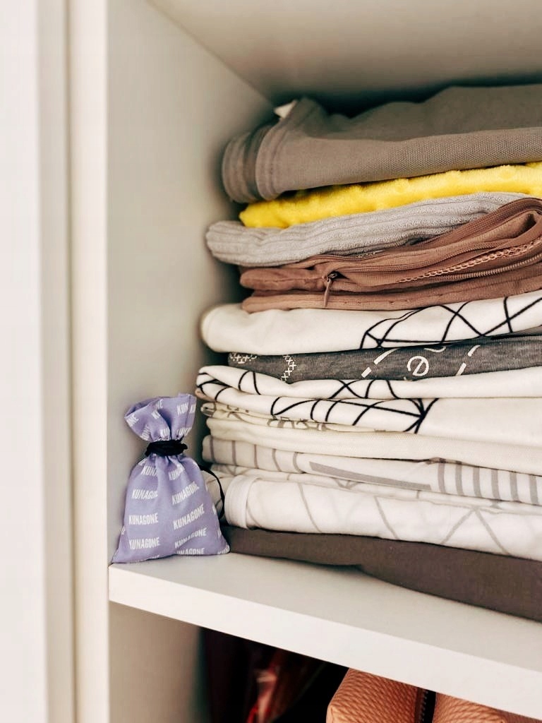 Kunagone Odstraszacz moli, woreczek do szafy mole Stan opakowania oryginalne