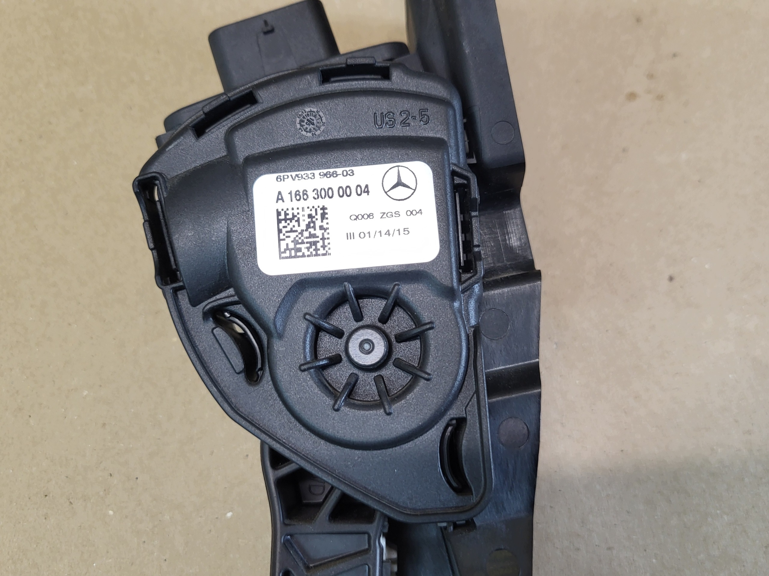 accelerator pedal potentiometer MERCEDES GL X166 ML 166 W166 A1663000004 OE