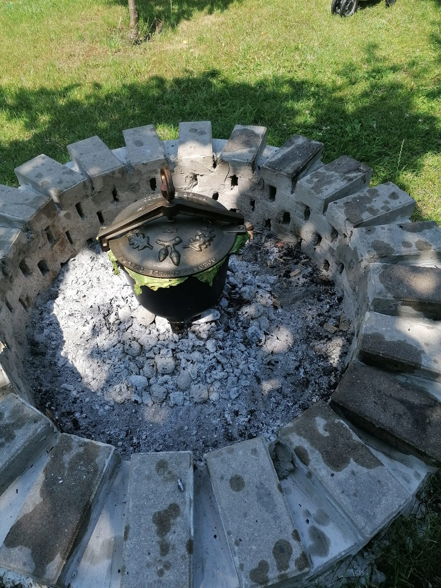 KOCIOŁEK Myśliwski 6 L, ŻELIWNY garnek, JAKOŚĆ Producent Flerken