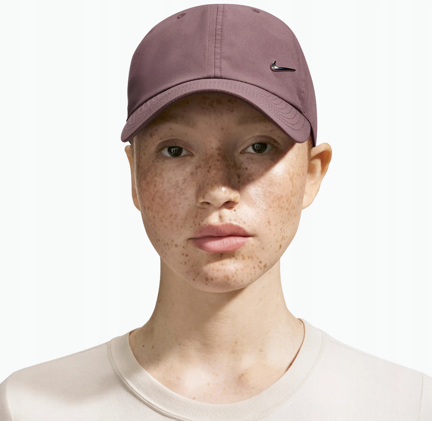 FB5372-502 Kšiltovka Nike Dri-fit Club Bordó M/L