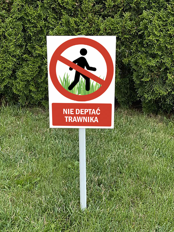 Tabliczka na słupku - Nie deptać trawnika