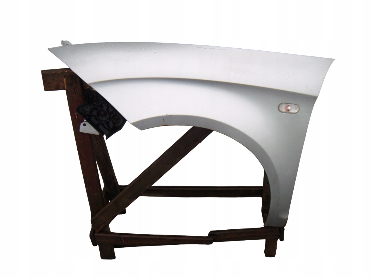 SEAT ALTEA 04- BŁOTNIK LEWY PRZÓD