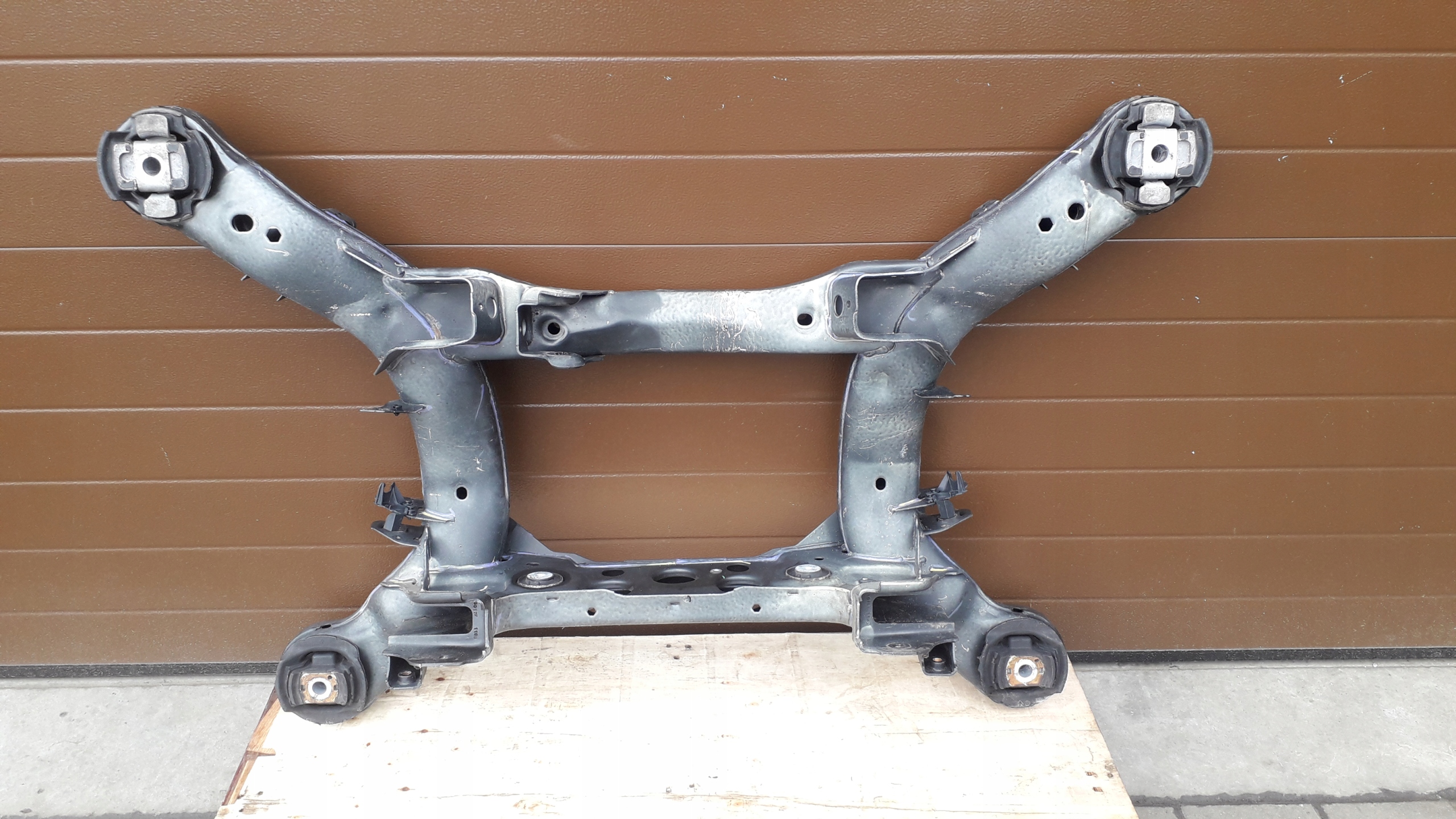 ML W164 GL X164 W251 sider axle beam LAWA subframe rear part