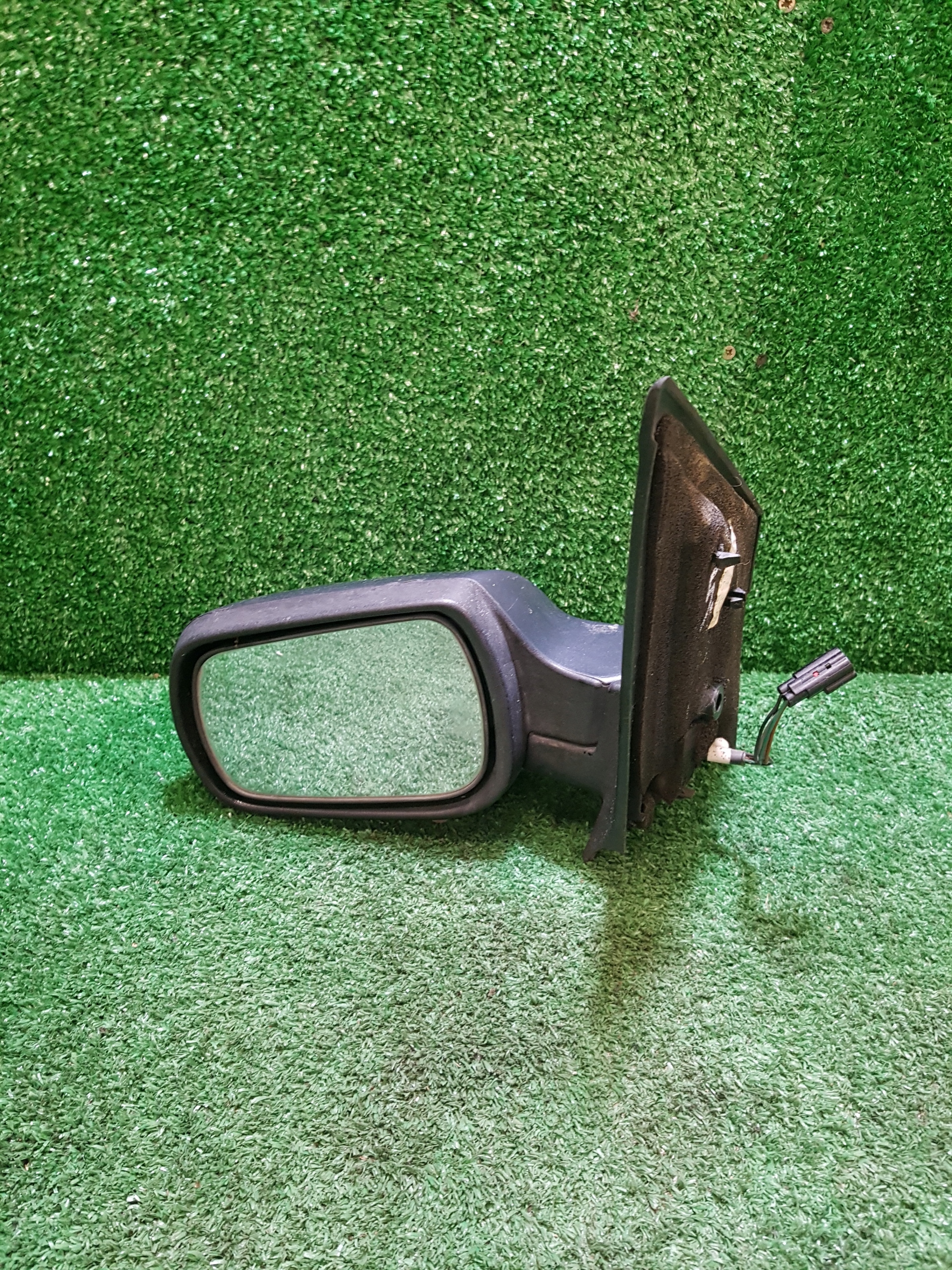 mirror left electrics FORD FIESTA MK 6 2S61 17683BN