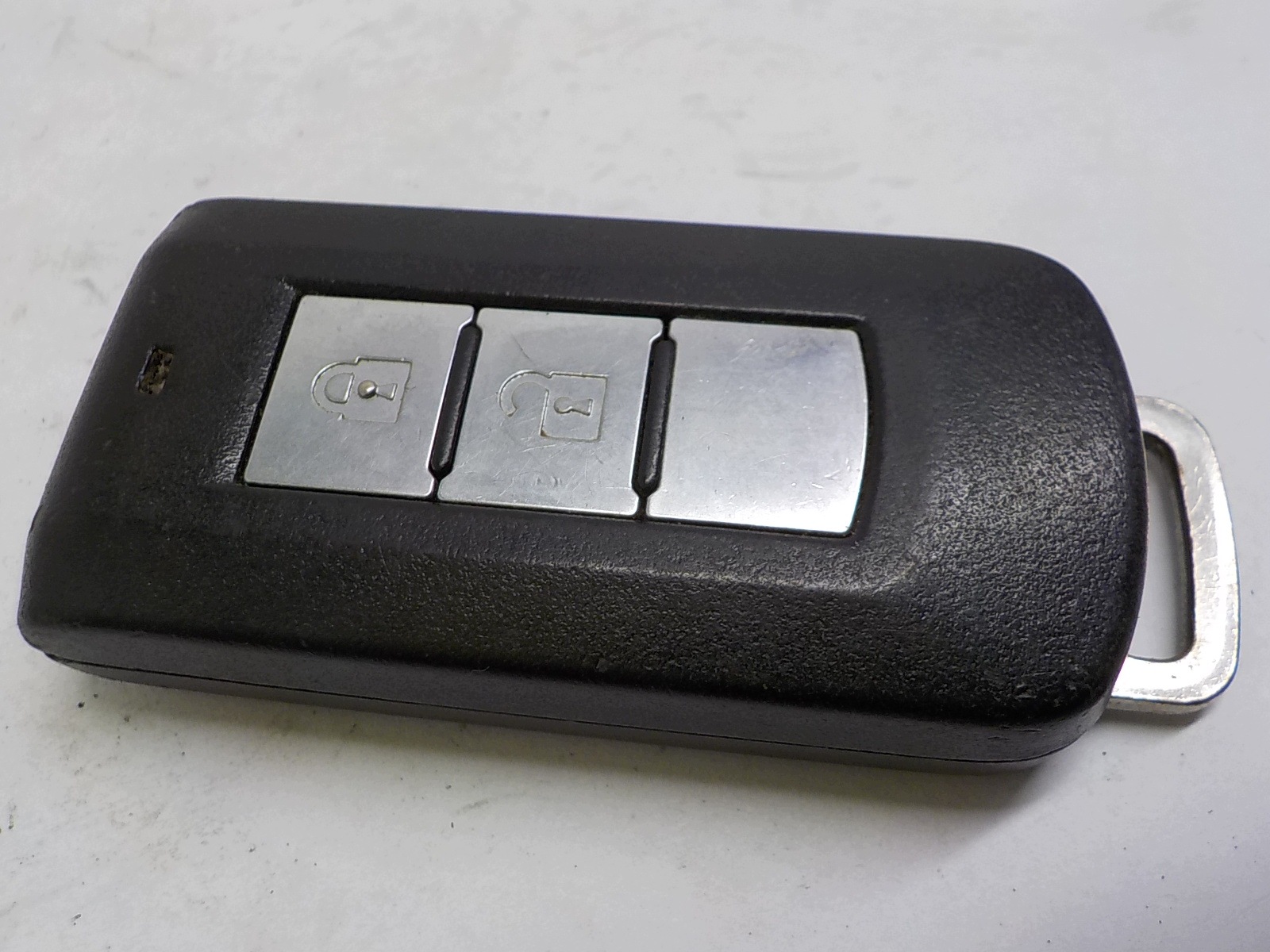 MITSUBISHI ASX key PILOT