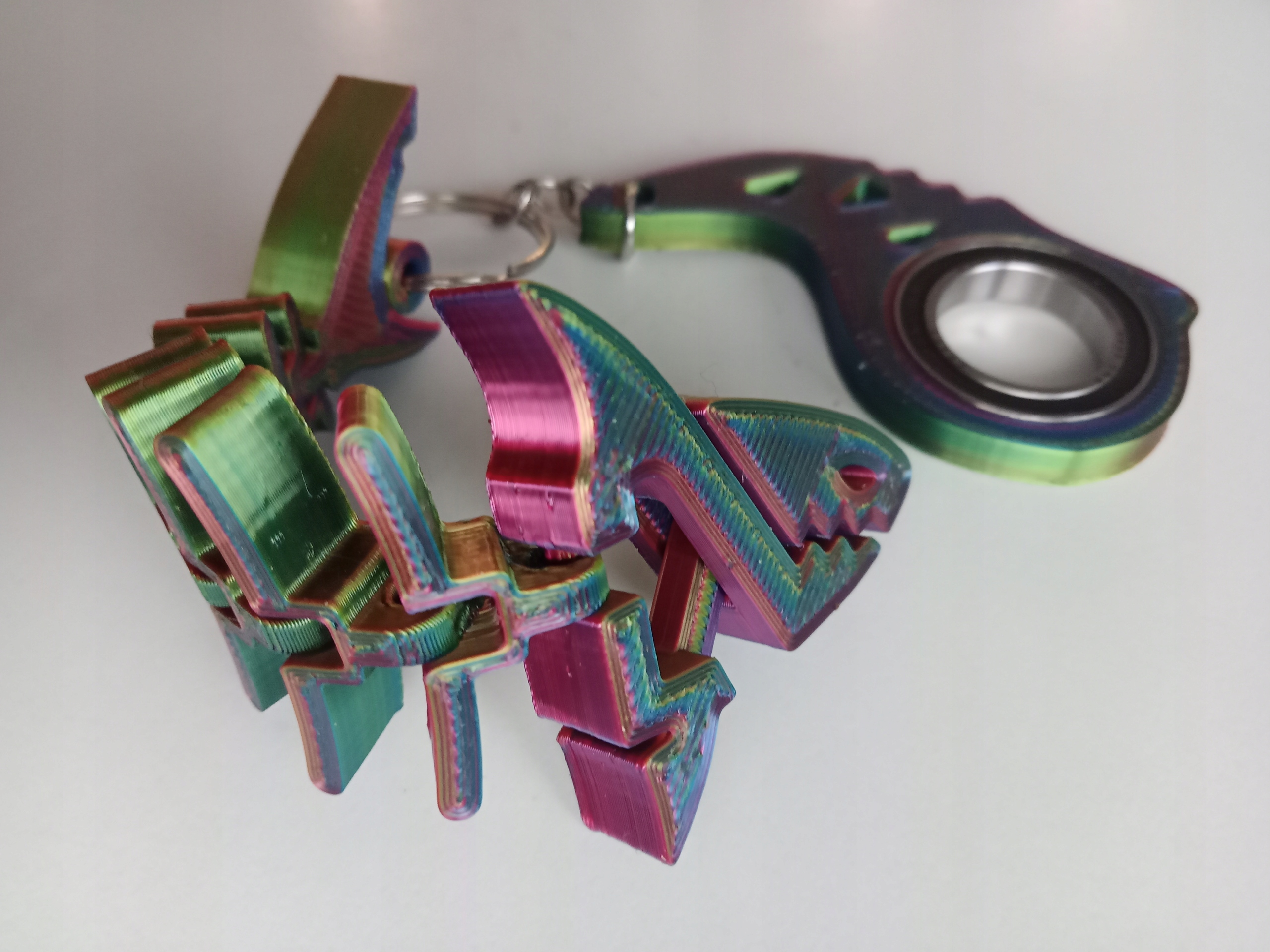 Keyspinner Keyrambit + Rekinek TikTok Key -MIDNIGHT brelok Materiał plastik