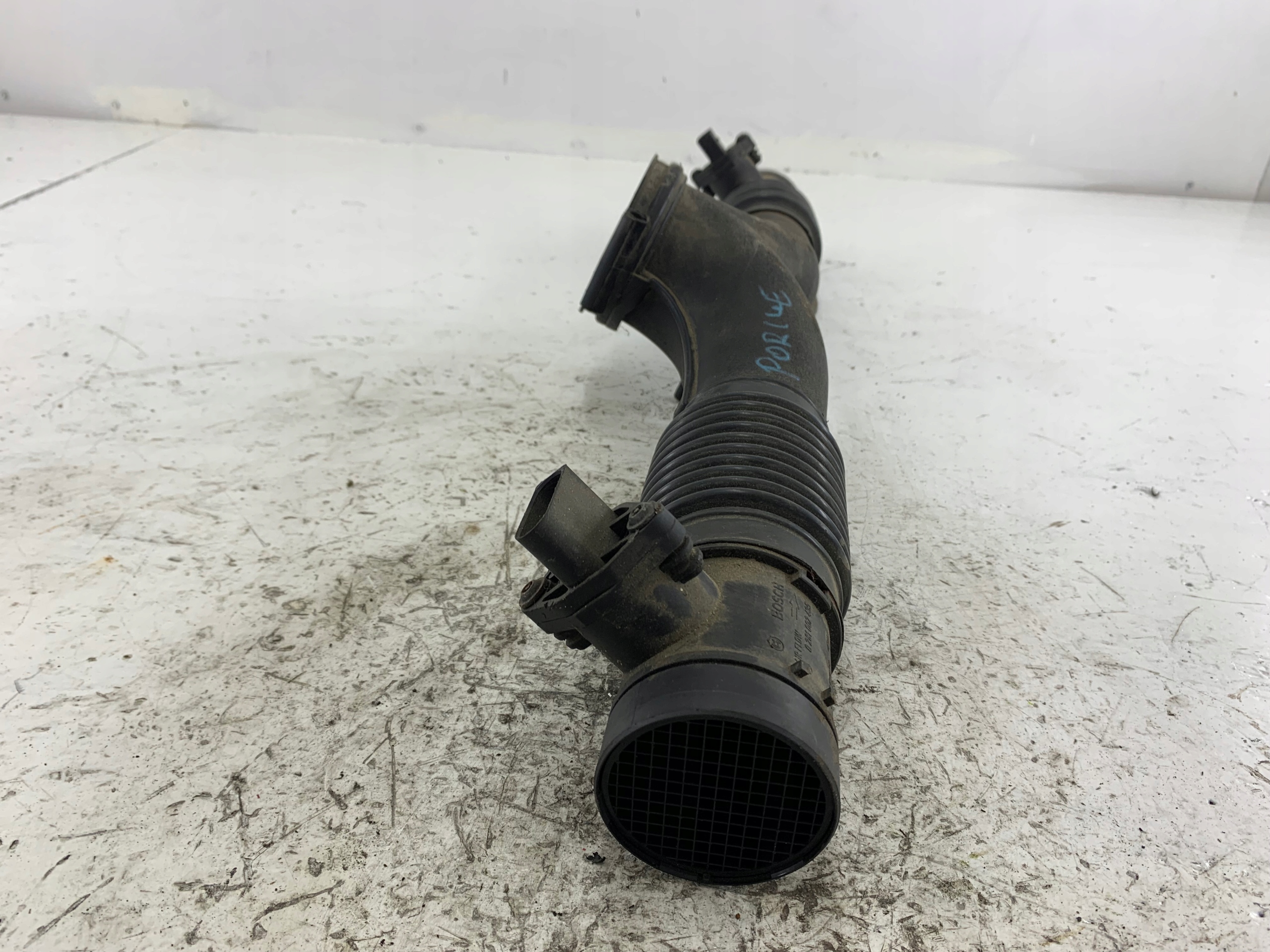 PORSCHE CAYENNE S and 4.5 V8 pipe air hose + flow meter X2