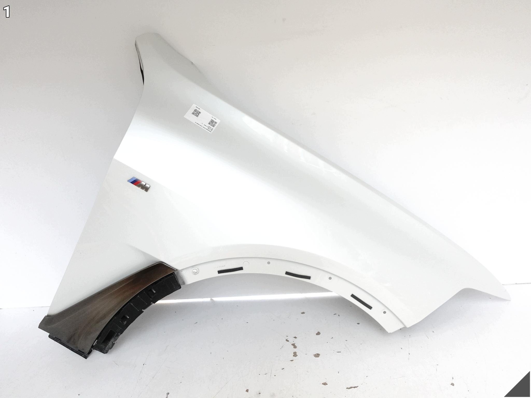 BMW X7 G07 m-packet 18- fender FENDER front right + moulding original