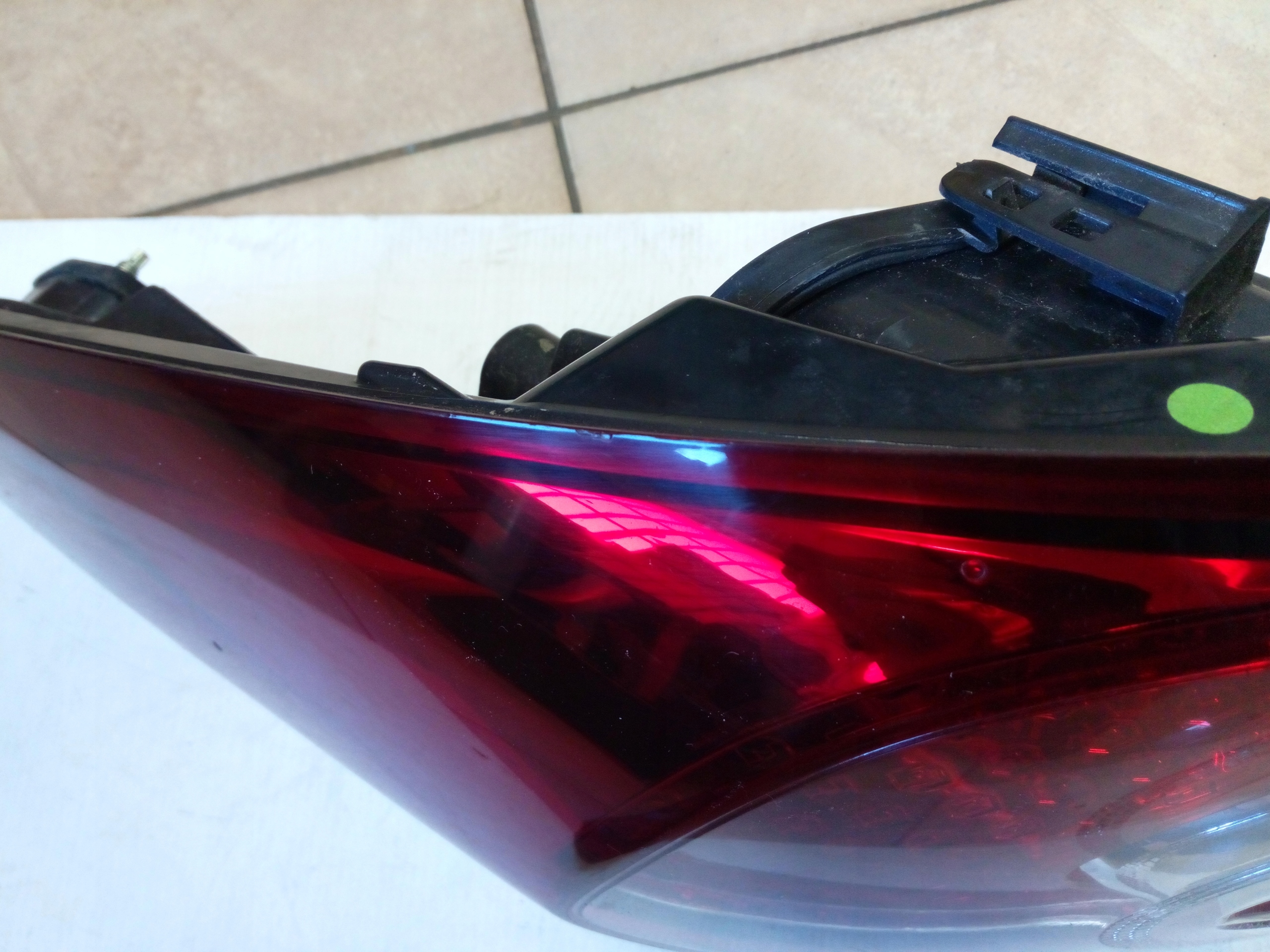 265500010R - ФОНАРЬ RENAULT MEGANE III УНИВЕРСАЛ ЗАДНИЙ '08-18 ОГ.*