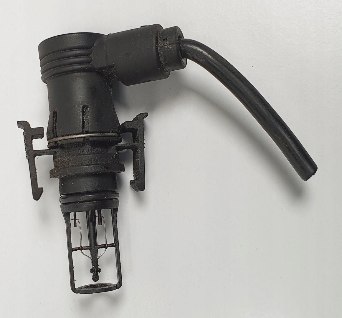 CZUJNIK TEMPERATURY POWIETRZA MERCEDES W124