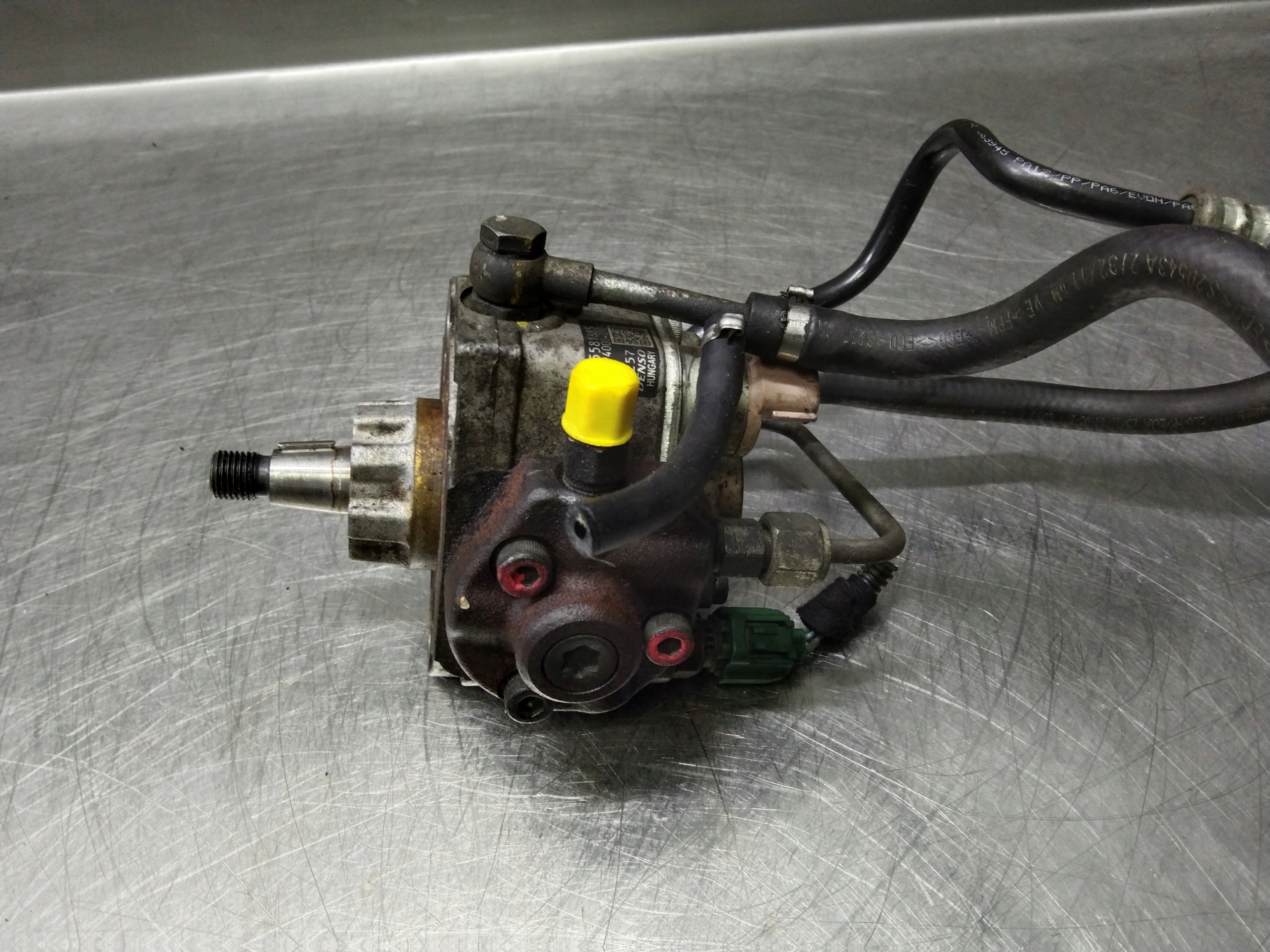 OPEL 1.7 CDTI POMPA WTRYSOWA 55581885