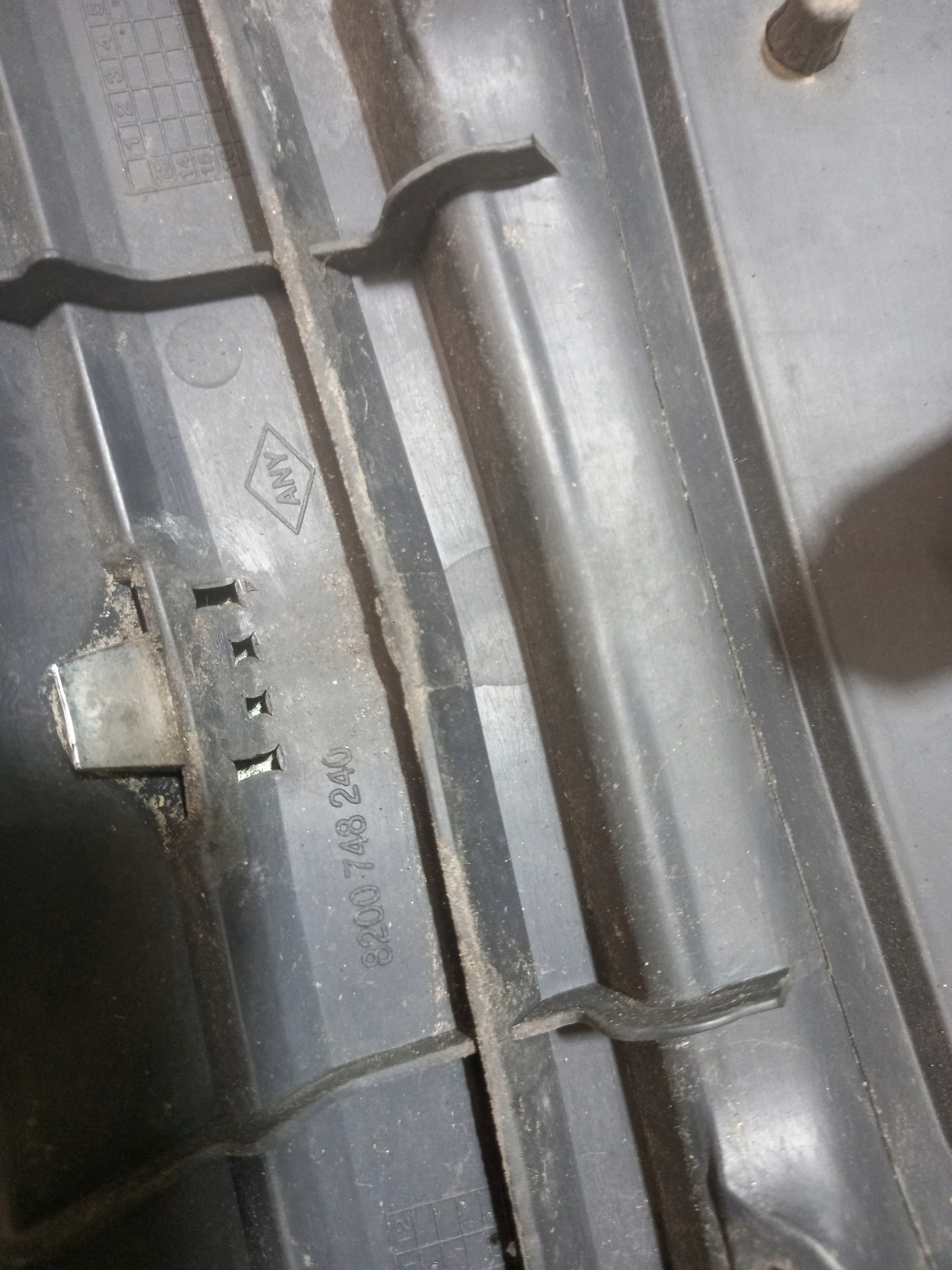 Grill Grill DACIA LOGAN 8200748240