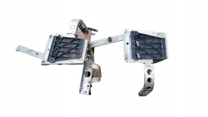 AUDI A8 D2 holder of a fender console left or right