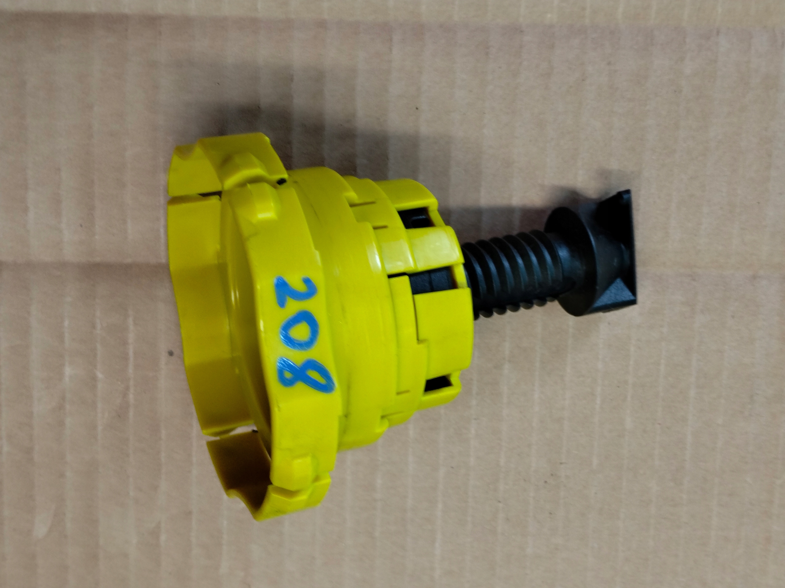 PEUGEOT 208 MOCOWANIE KOŁA ZAPASOWEGO